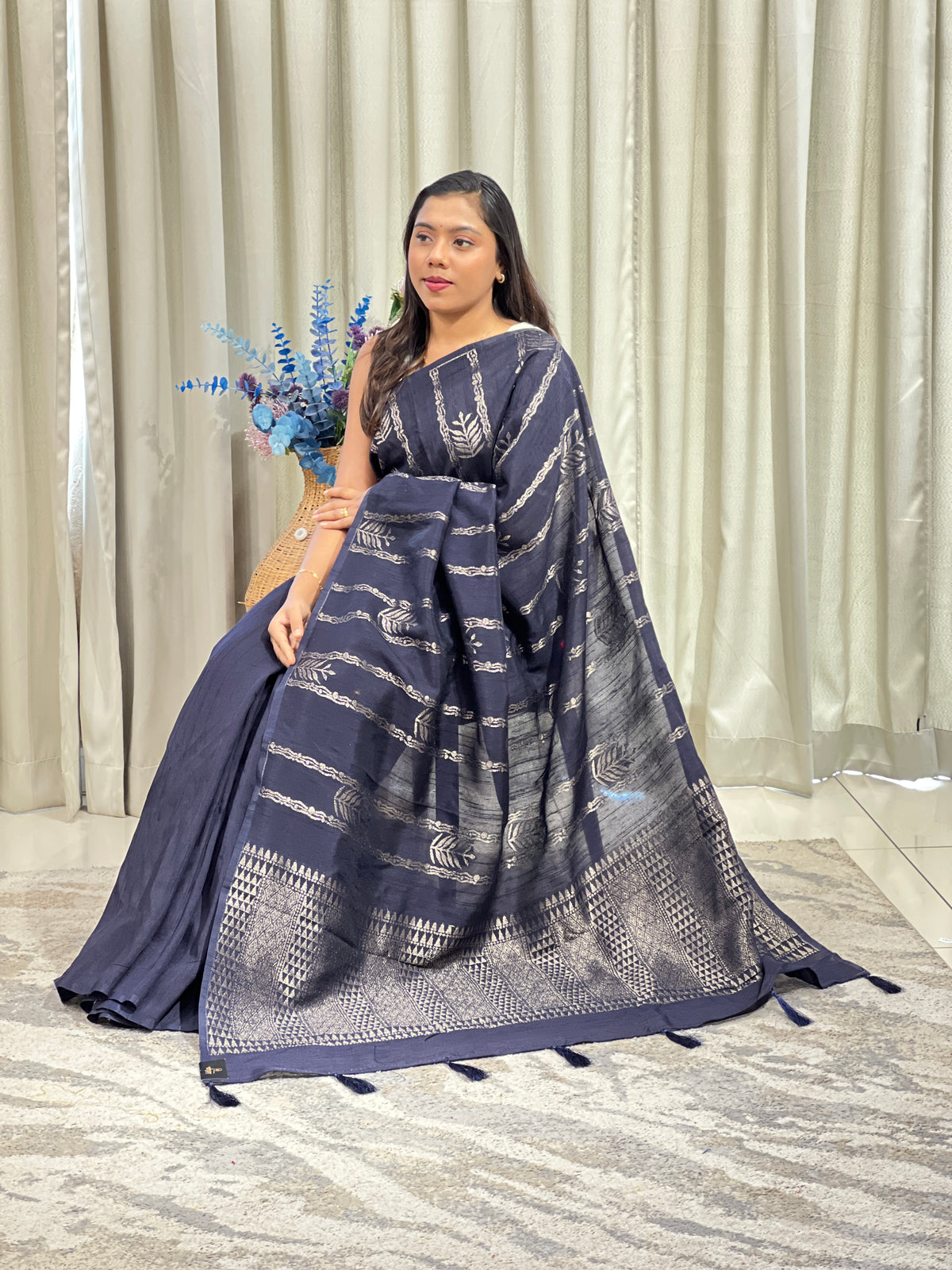 Banarasi Weaved Pattern Tussar Finish Saree | YNG1706
