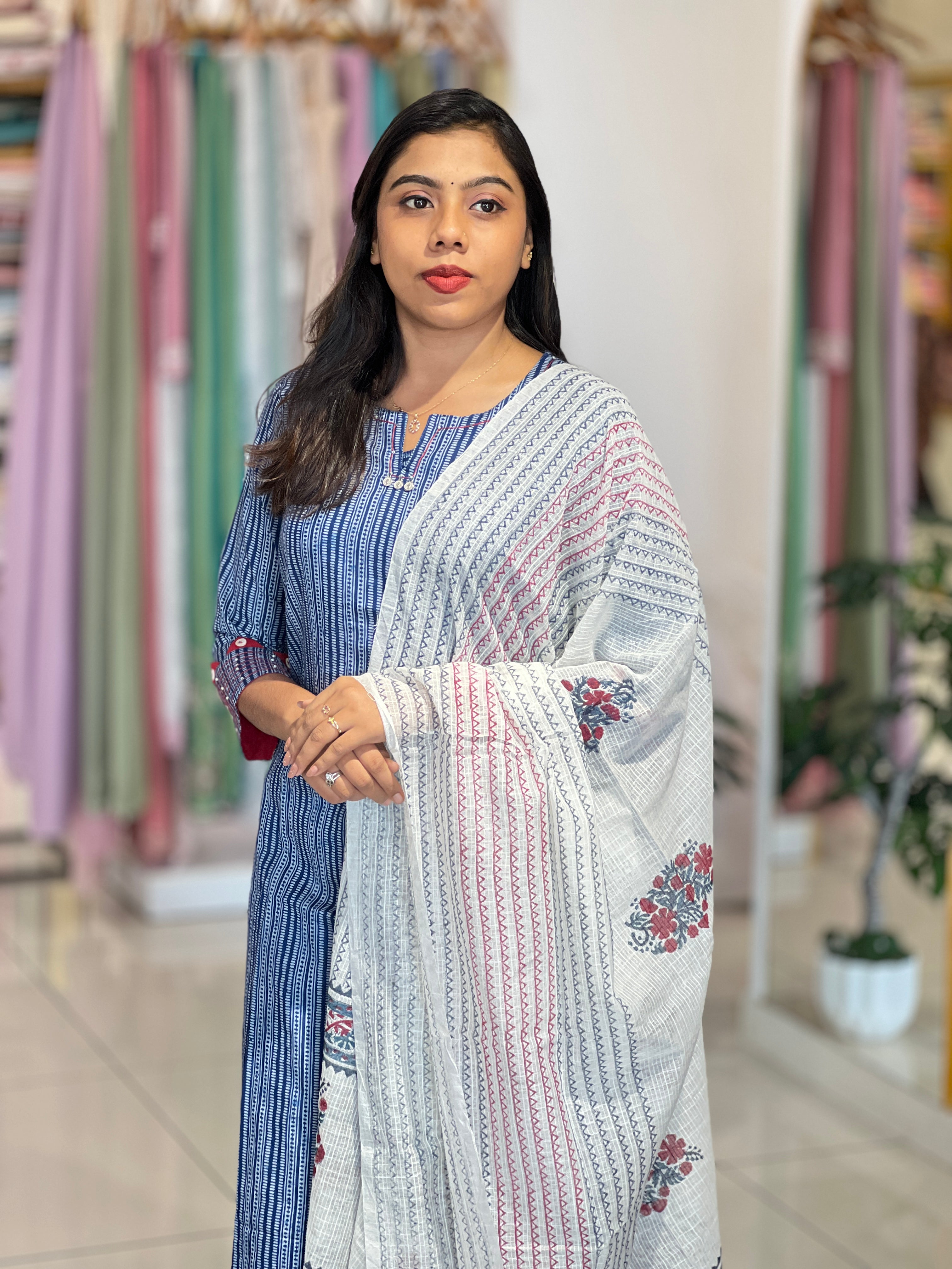 Geometric Pattern Cotton Kurta Set |OMF131