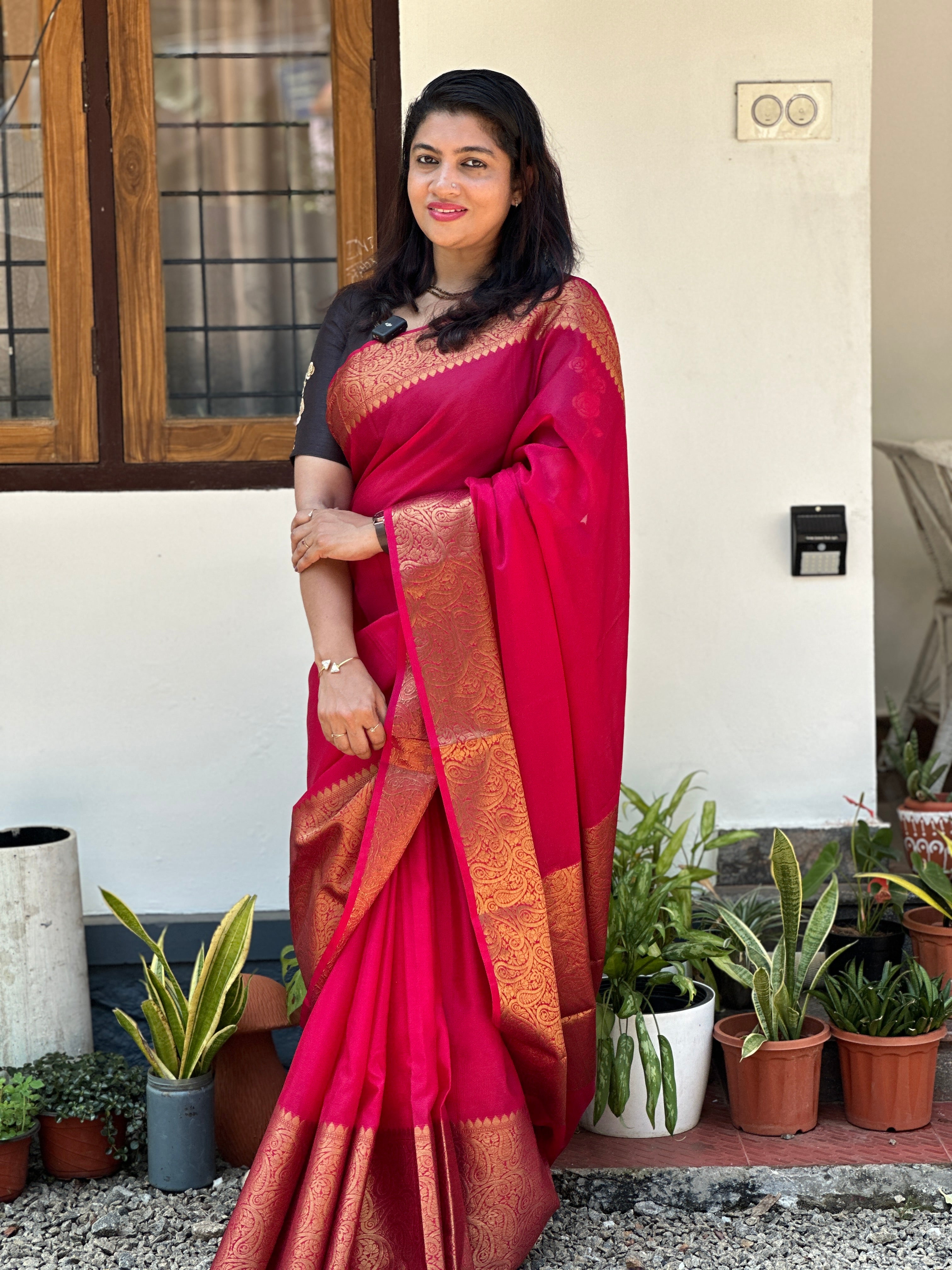 Antique Zari Weaved Silk Saree | NN106