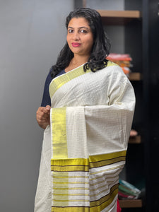 Line Weaving Pattern Tissue Kerala Saree | GAT133