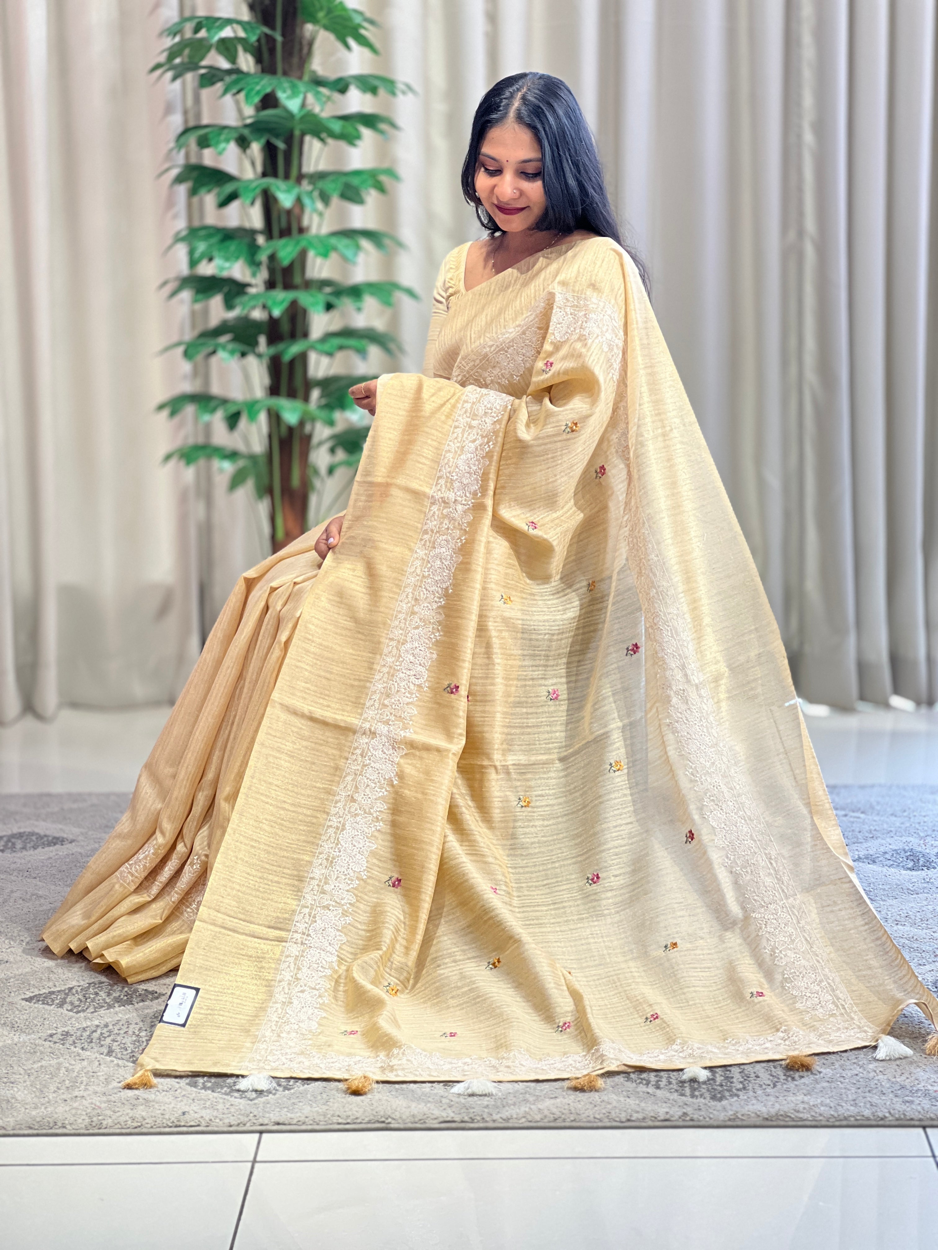 Floral Embroidered Green Silk Saree | BLD1138