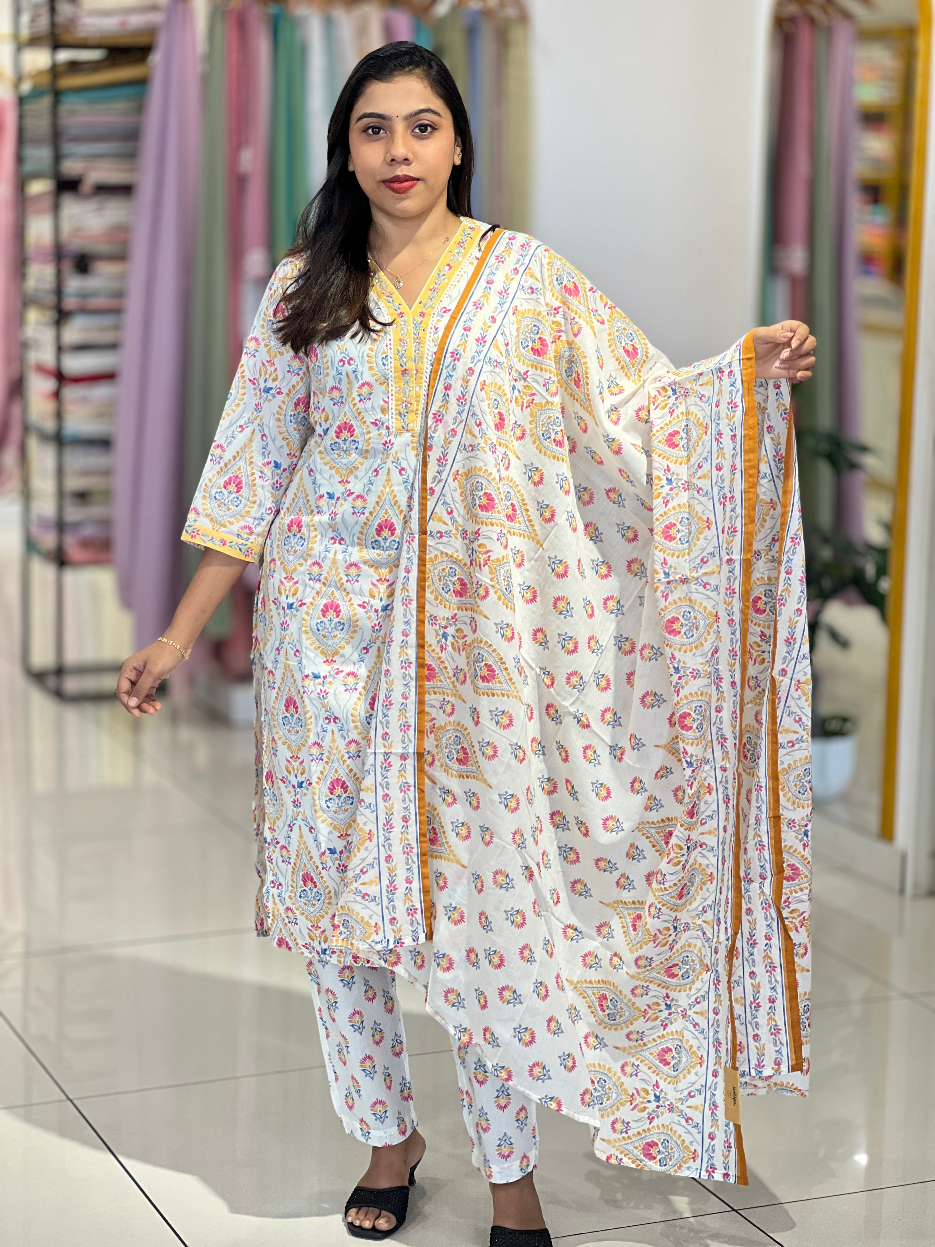 Floral Pattern Cotton Kurta Set |UNM145