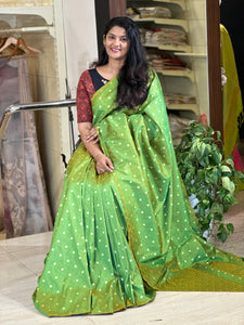 Self Weaving With Folral Buta Patterned Silk Saree | PDS122