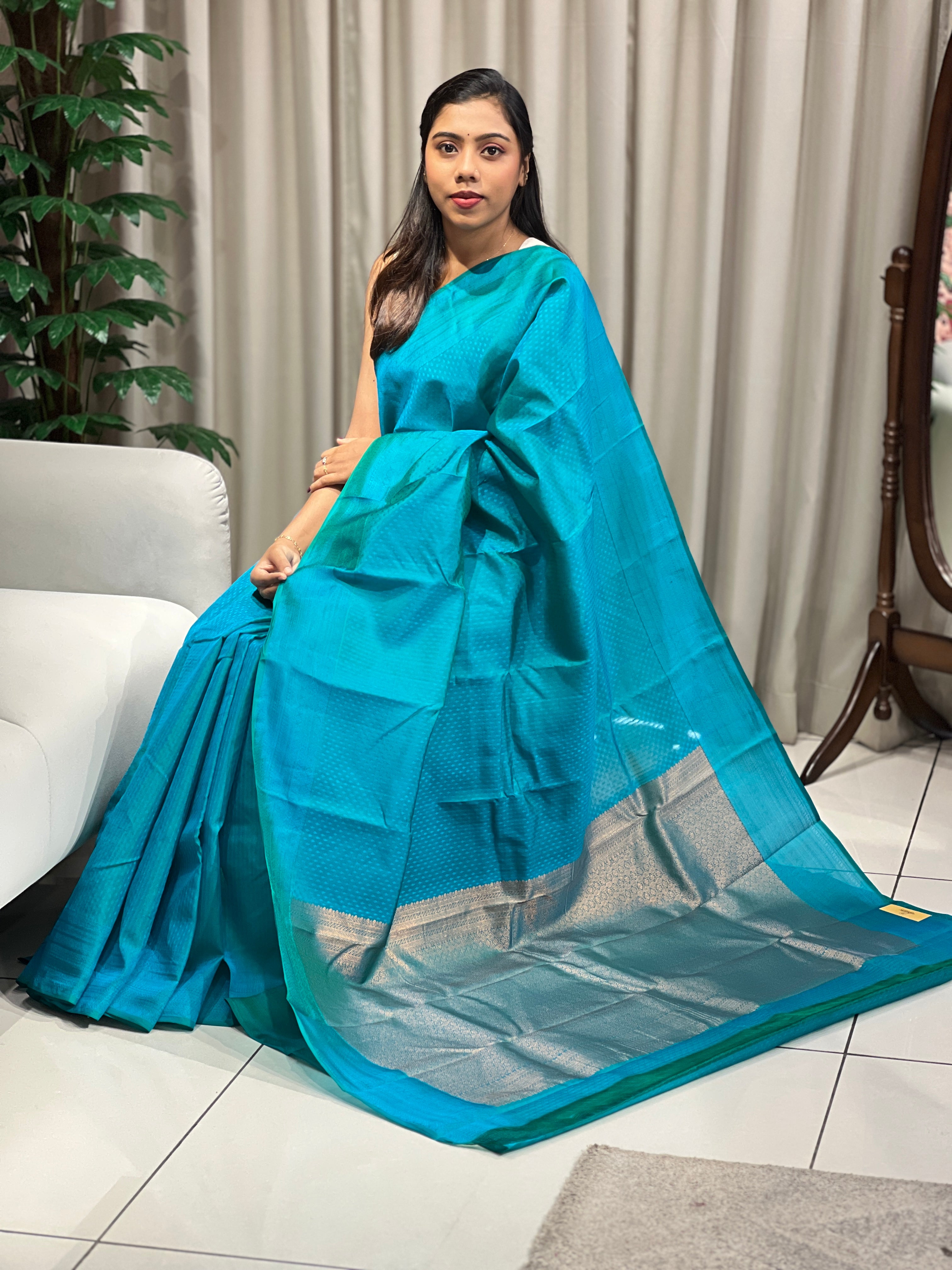 Traditional Jacquard Butta Woven Soft Silk Saree | RMR115