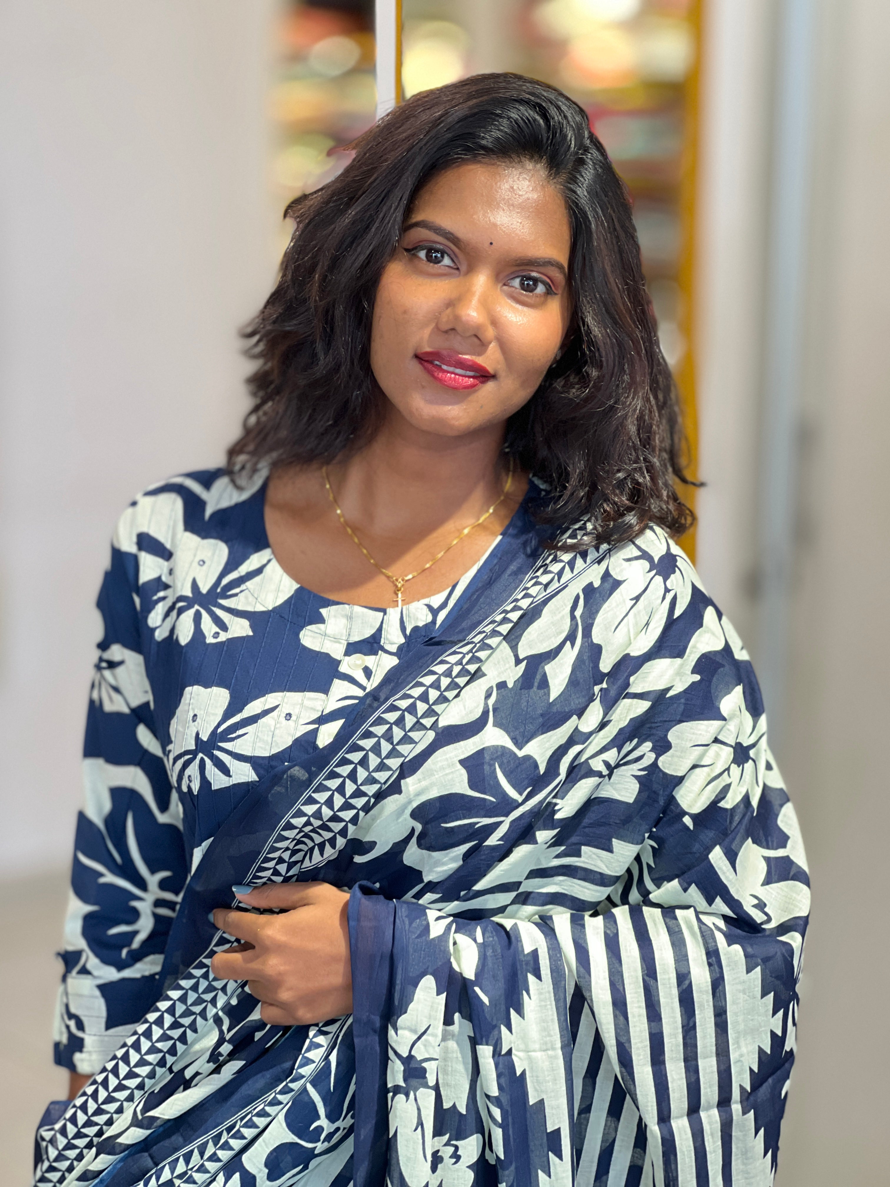 Floral Pattern Cotton Kurta Set | UNM131