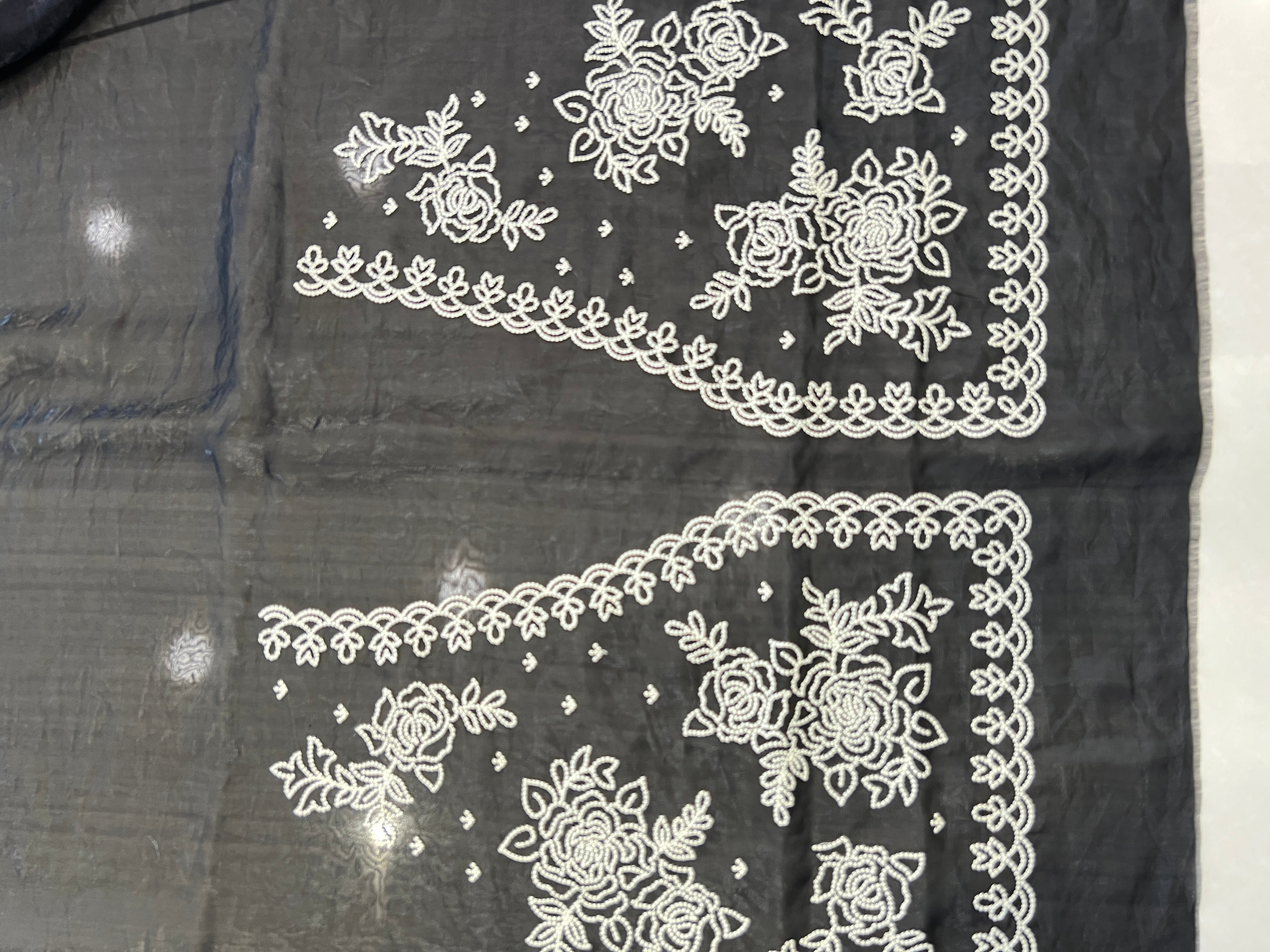 Floral Point Embroidery Velvet Organza Saree | BLD1116