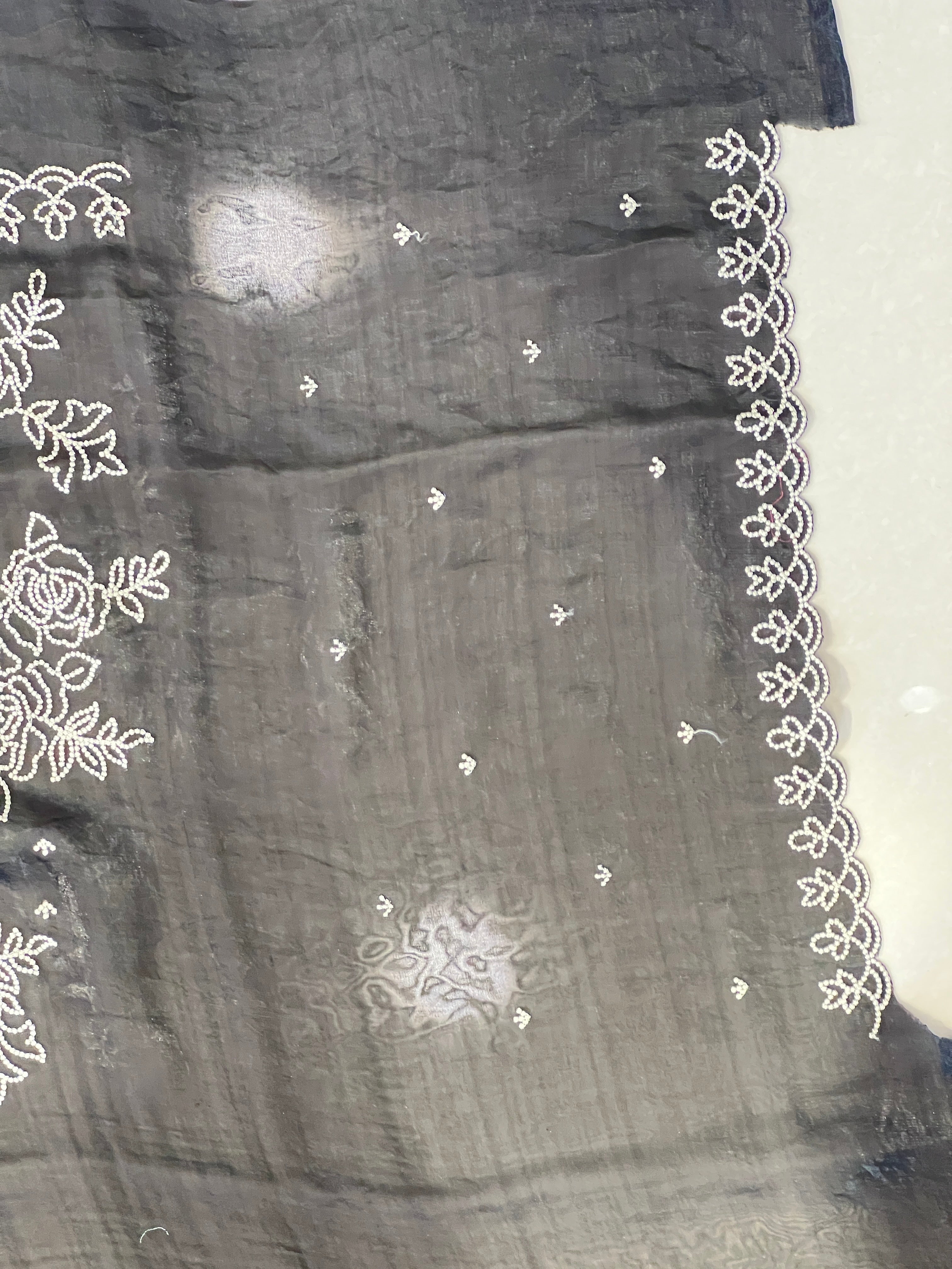 Floral Point Embroidery Velvet Organza Saree | BLD1116