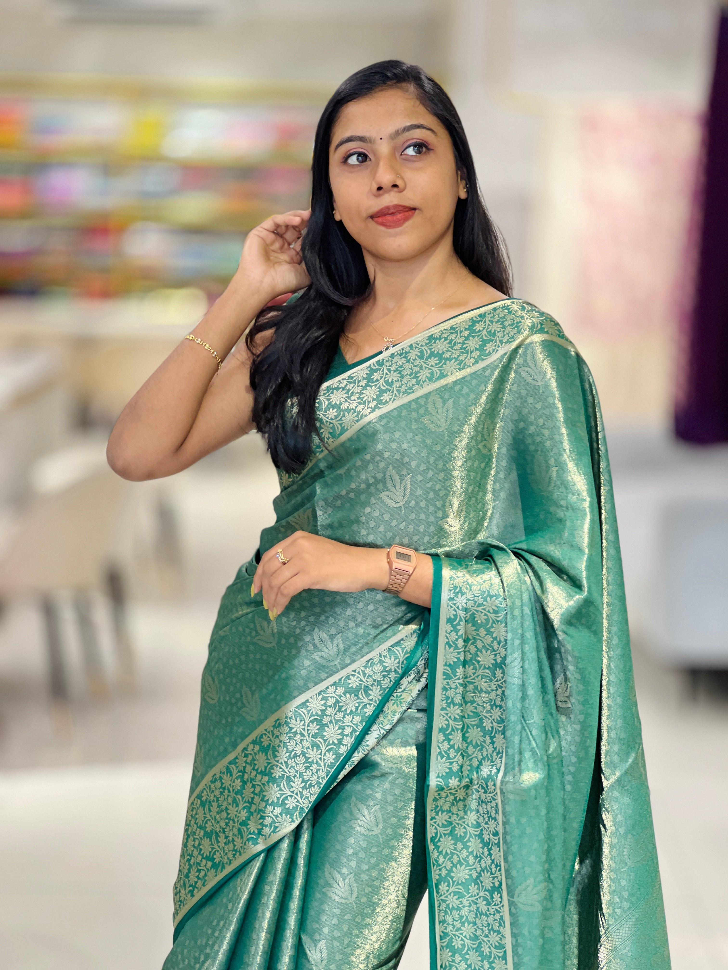 Traditional Banarasi Weaving Patterned Semi Silk Saree | NN369