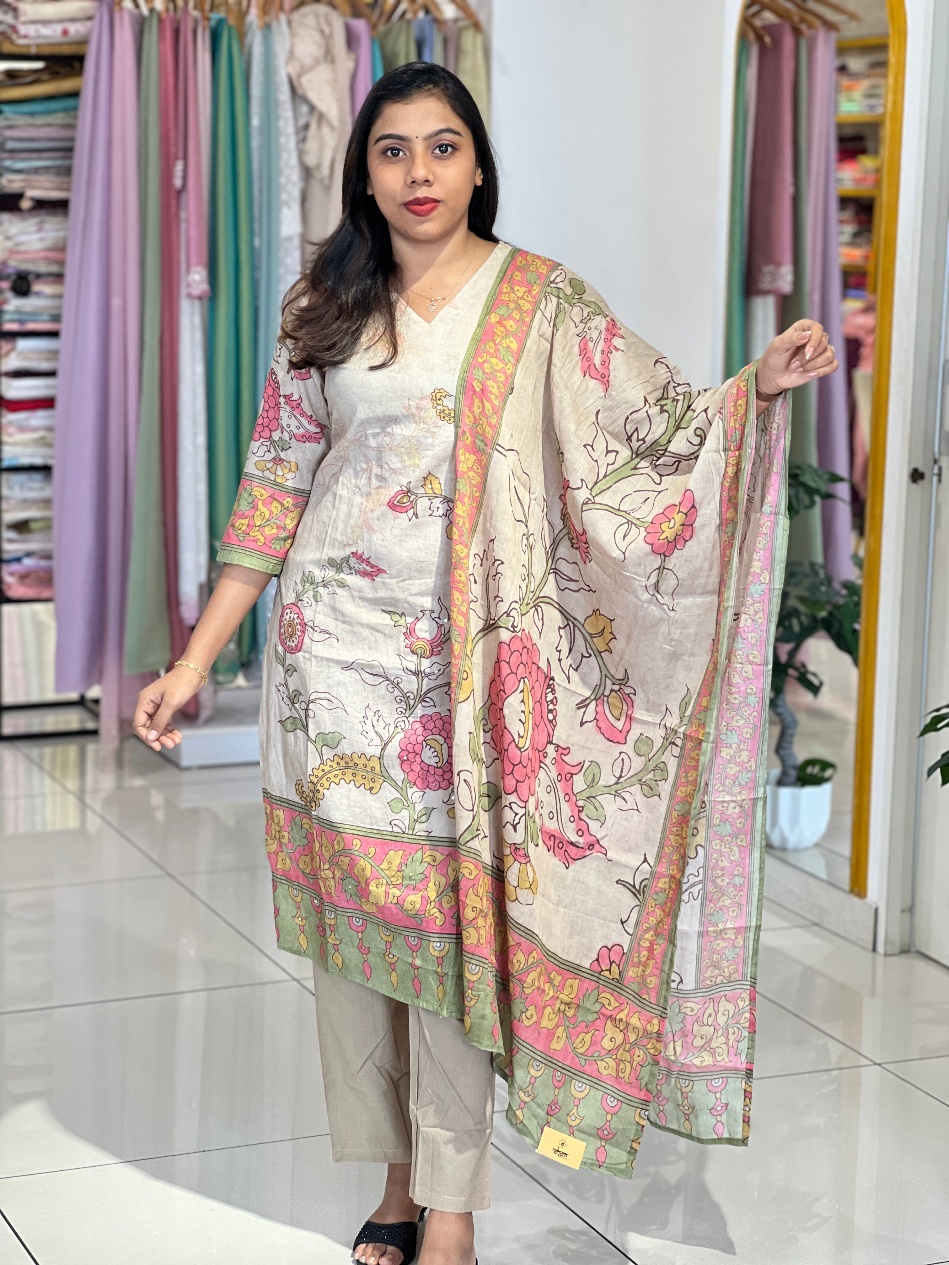 Floral Pattern Cotton Kurta Set |UNM150