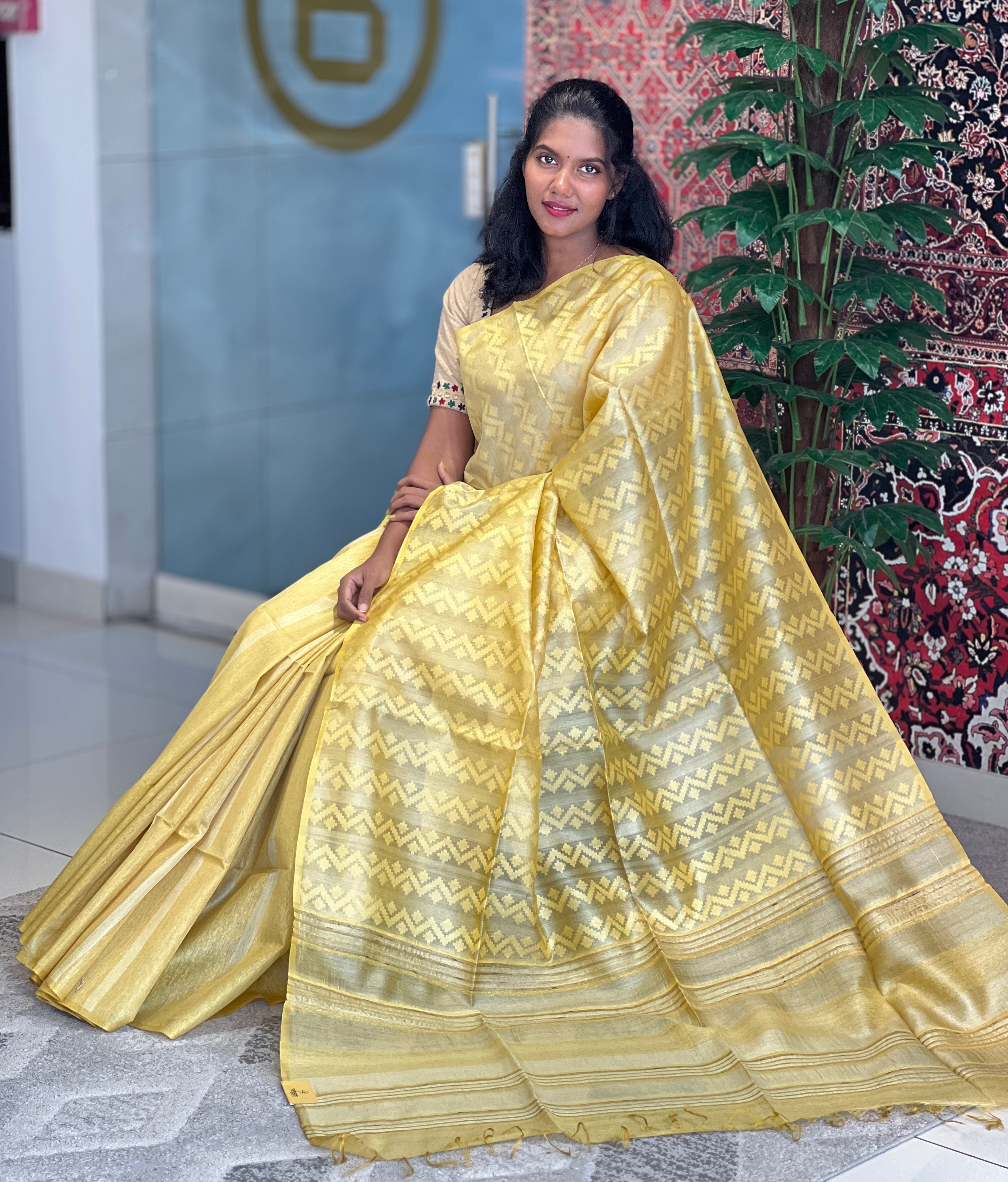 Thread Weaving Zigzag Patterned Noil Tussar Saree | PNS201