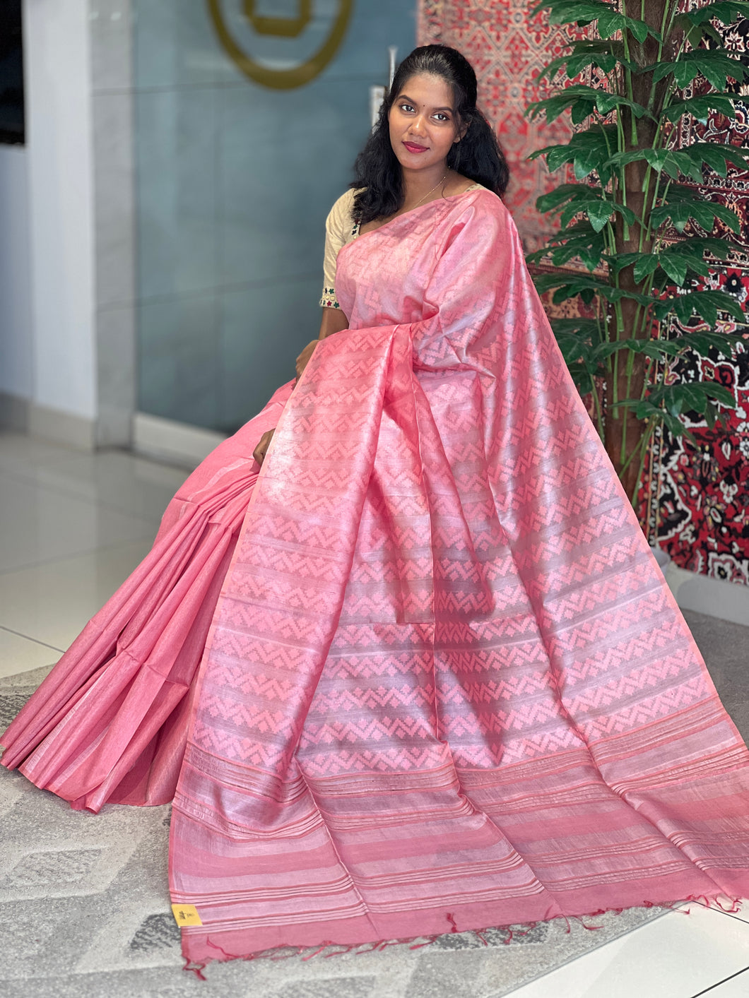 Thread Weaving Zigzag Patterned Noil Tussar Saree | PNS220