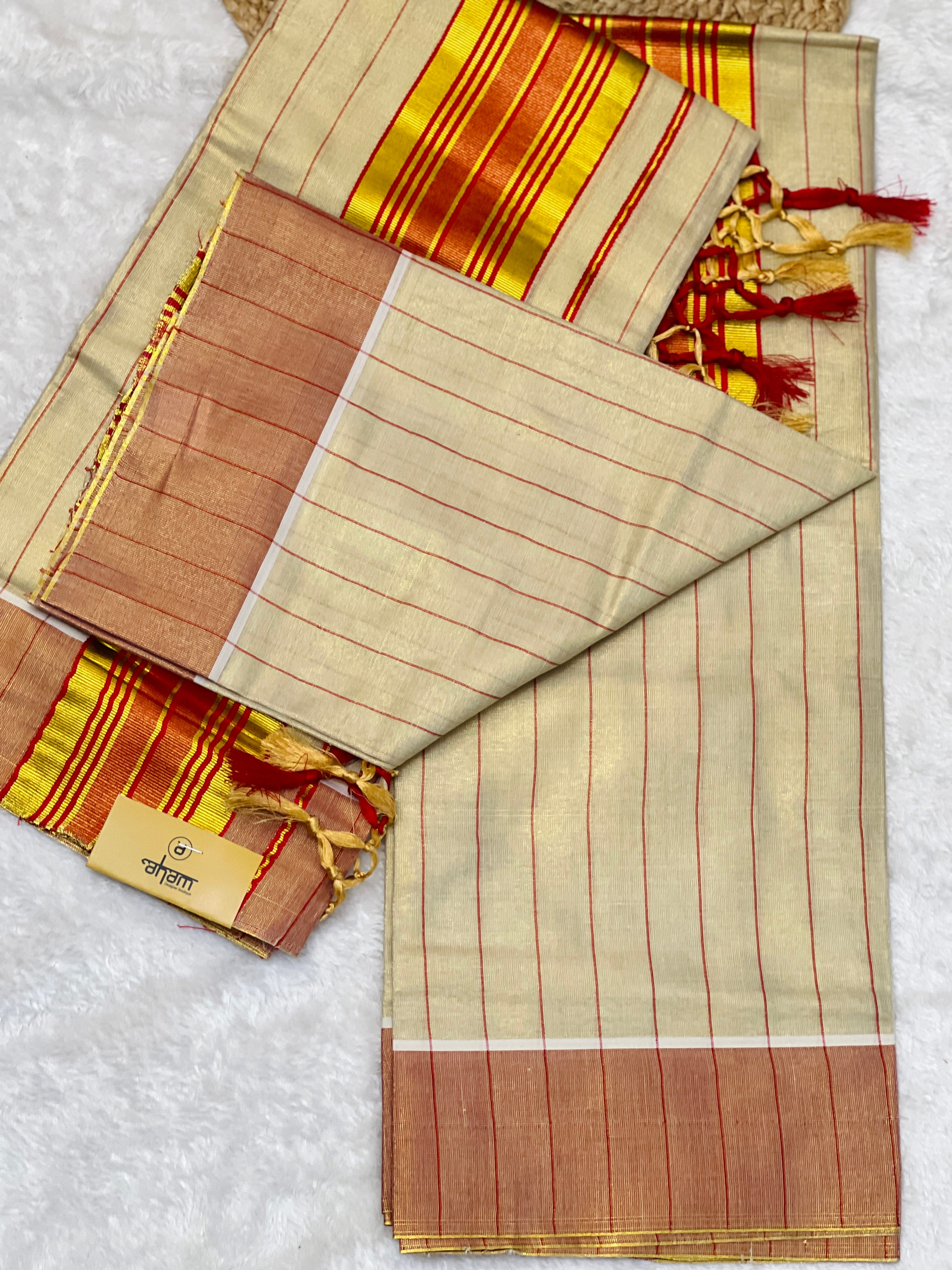 Stripe Weaving Patterned Tissue Set Mundu | GAT374