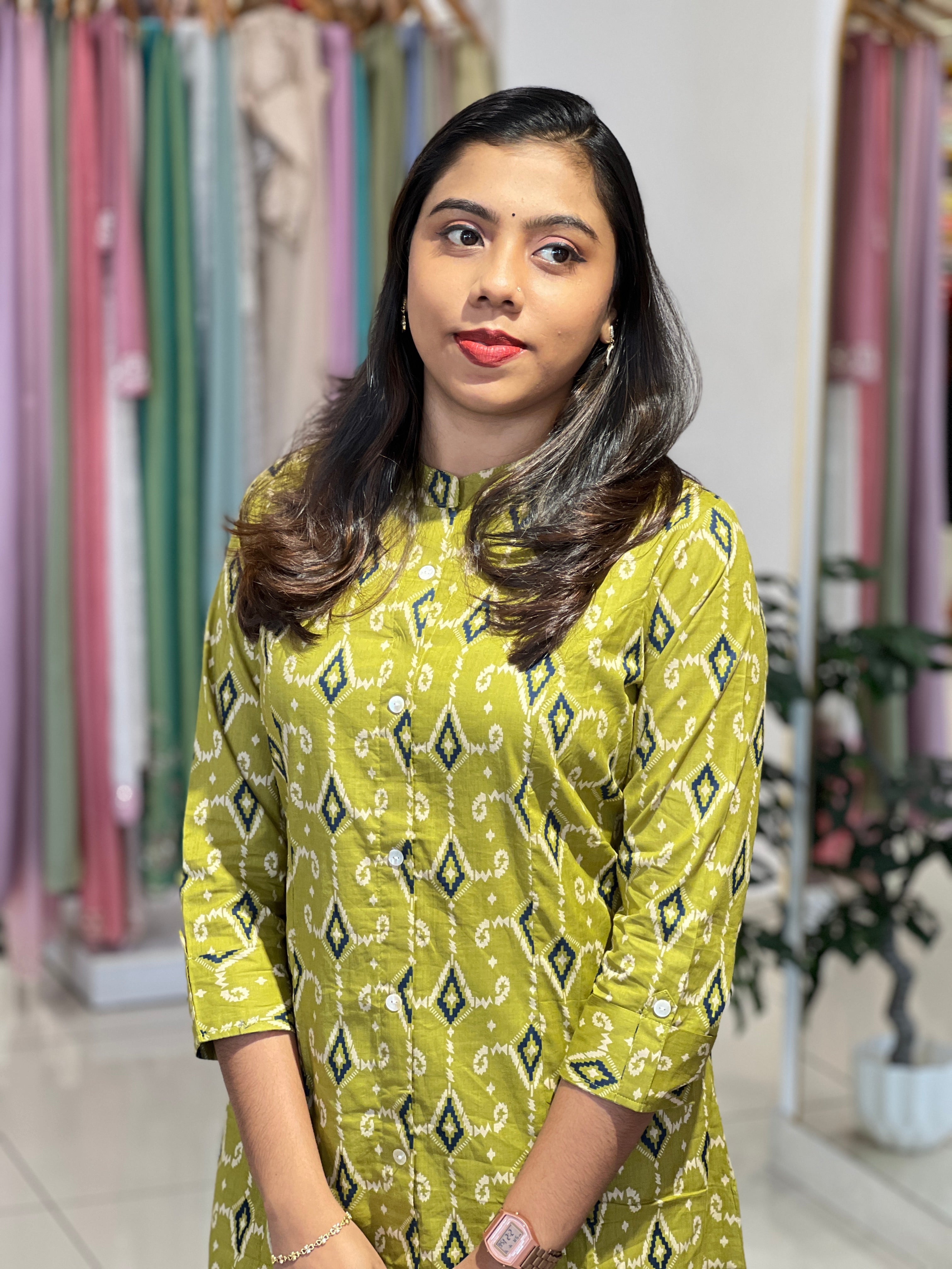 Geometric Printed Pattern Cotton Kurta |OMF165