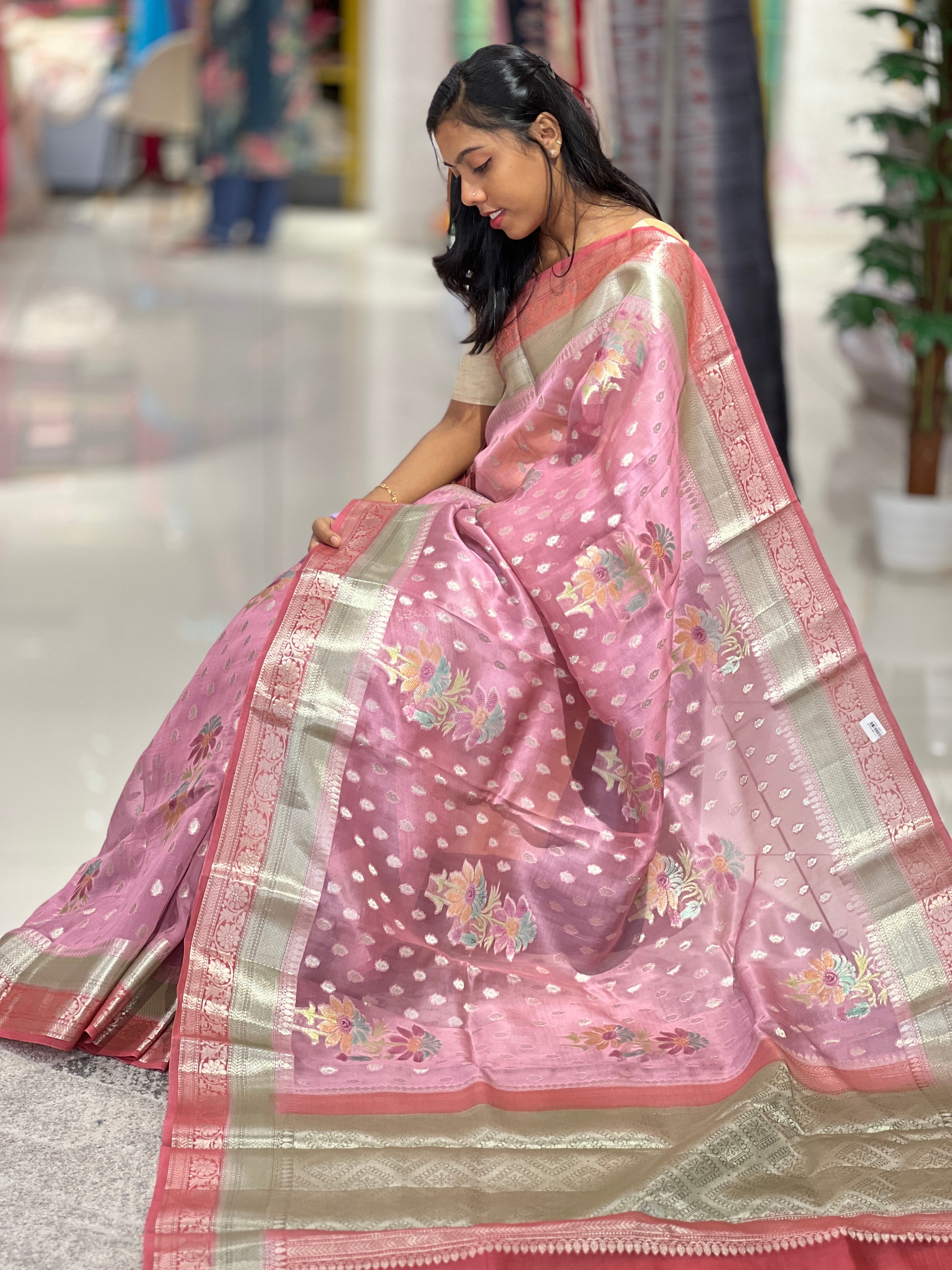 Banarasi Weaved Organza Saree | JCL650