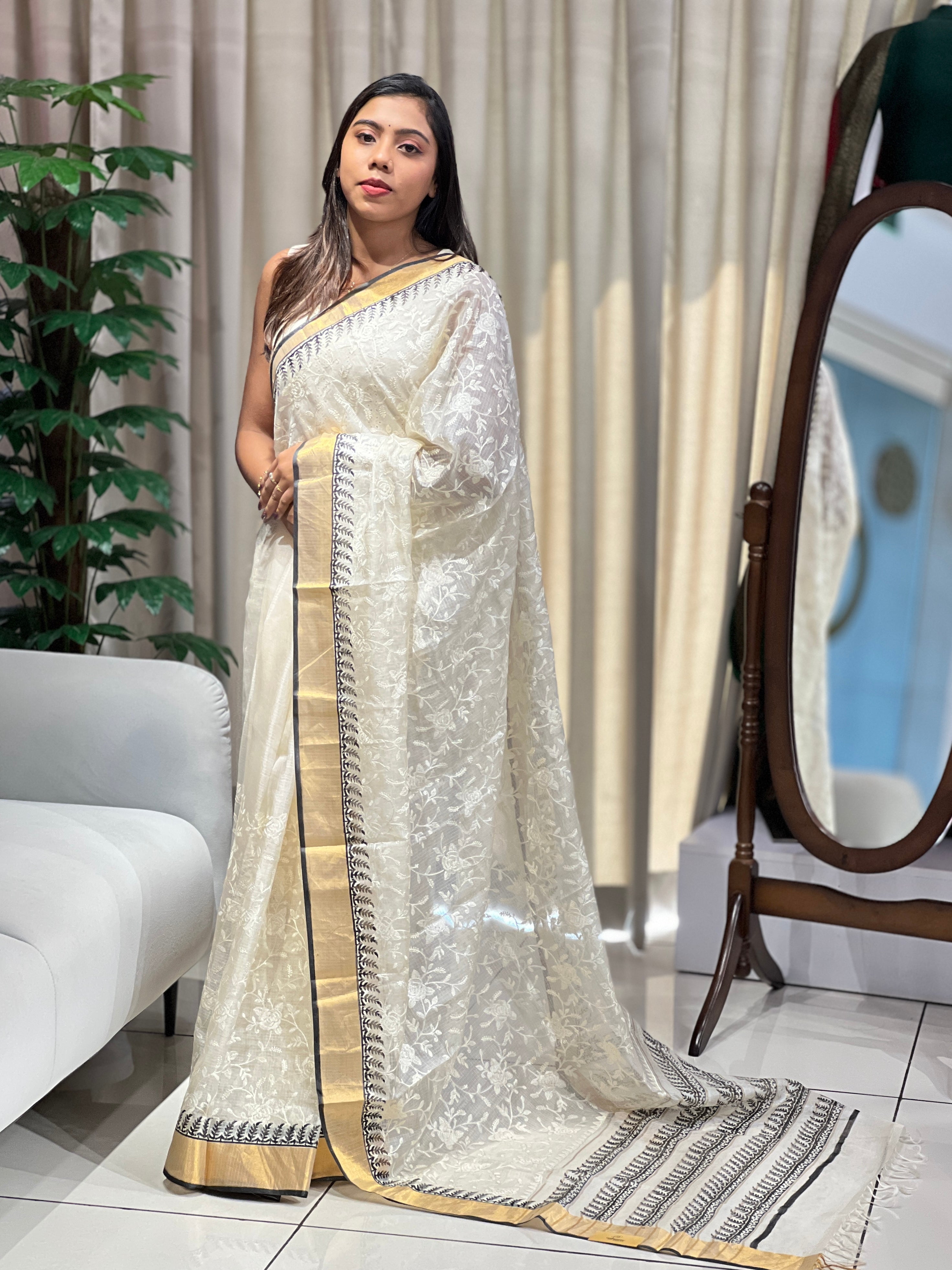 Embroidery Detailed Jaal Patterned Tussar Kota Saree | JSC561