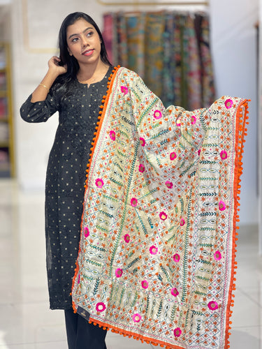 Thread Embroidery Detailed Chanderi Finish Dupatta | VET273