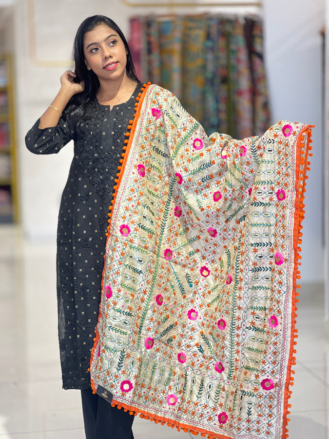 Thread Embroidery Detailed Chanderi Finish Dupatta | VET273