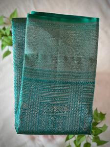 Zari Woven Kanchipuram Saree | HH199