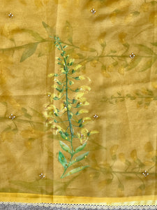 Floral Digital Print With Beads Highlighted Georgette Saree | HT206