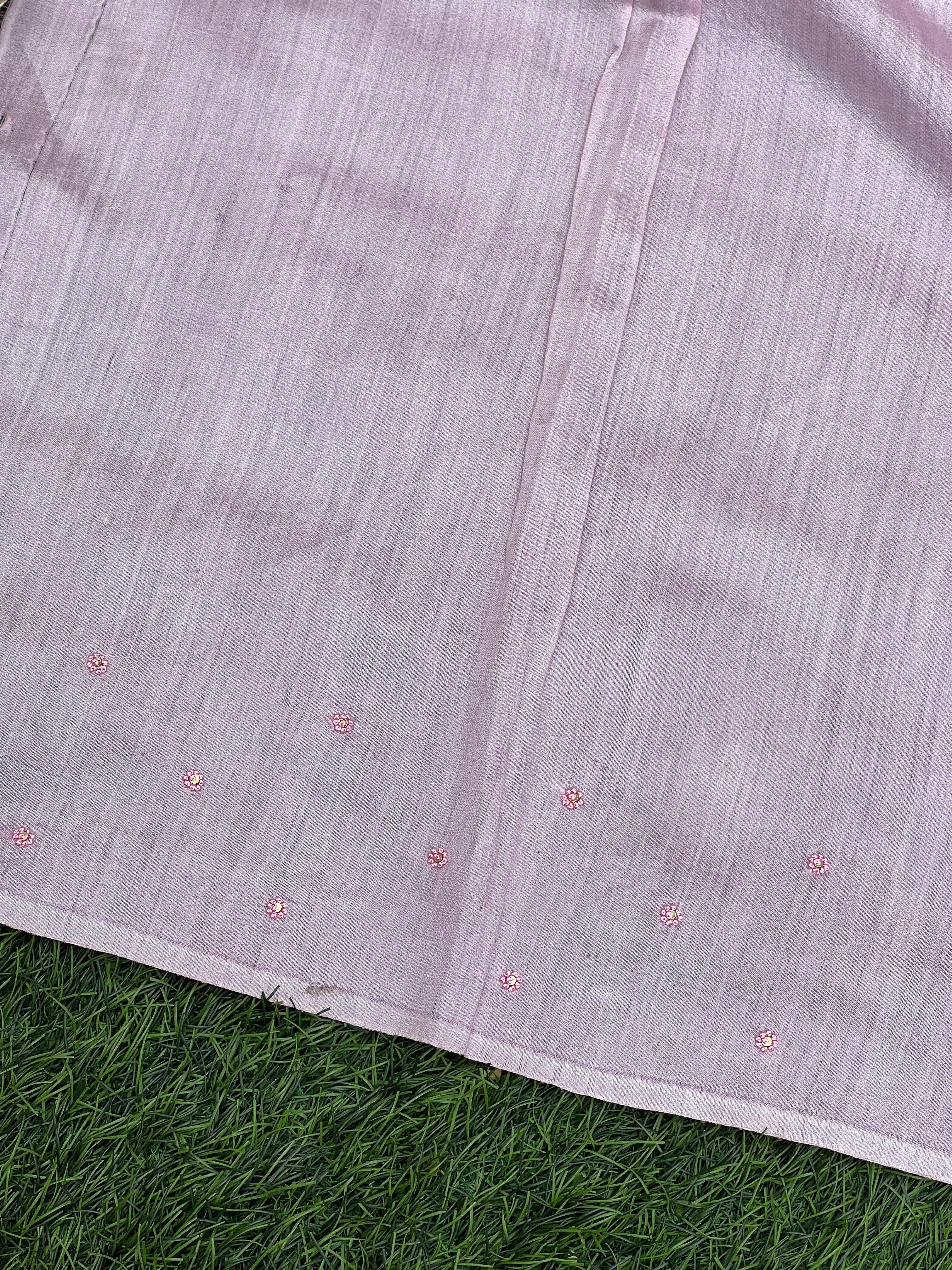Floral Hand Embroidery Pattern Organza Saree | YNG135