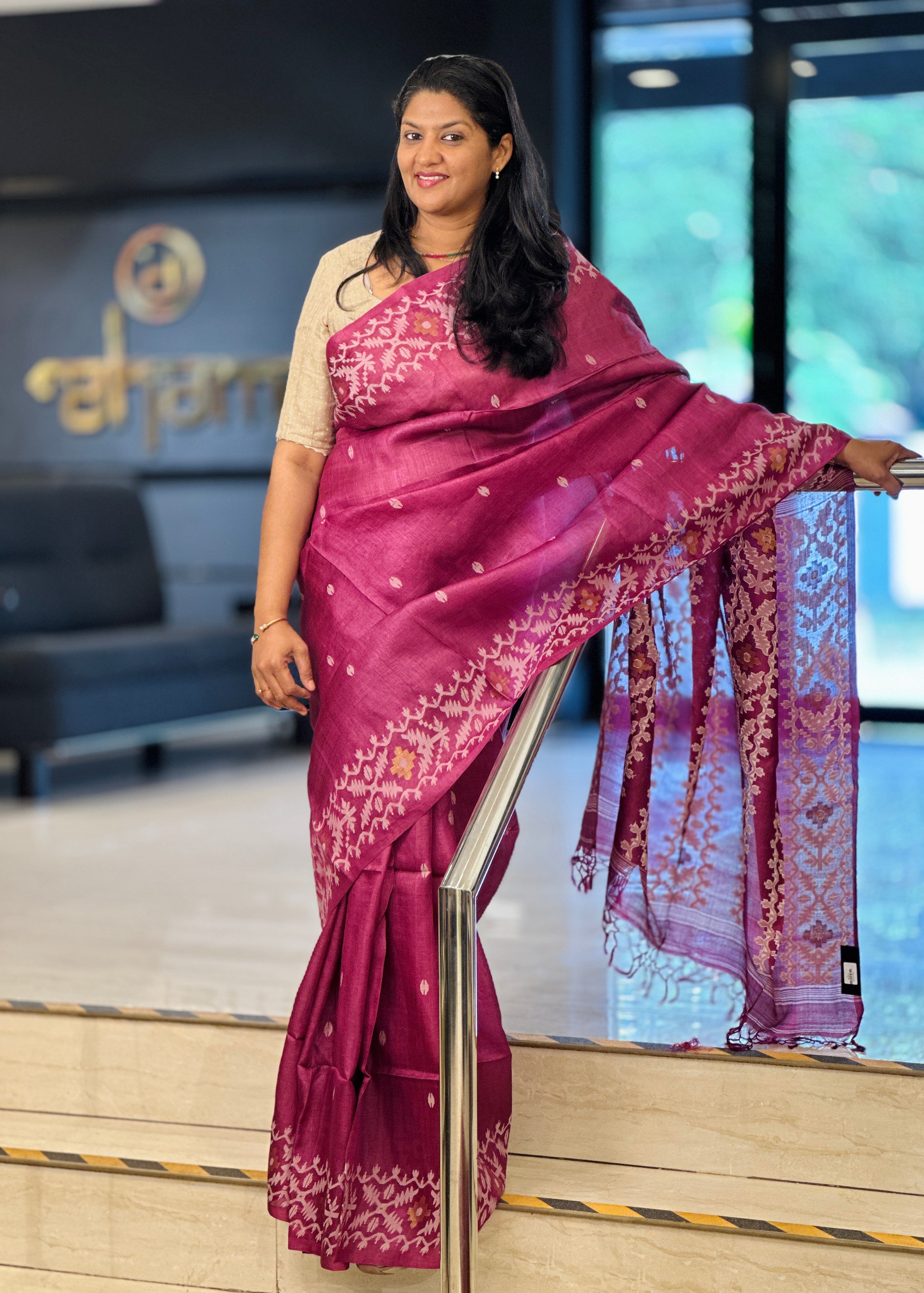 Traditional Jamdani Woven Tussar Saree | AYD182