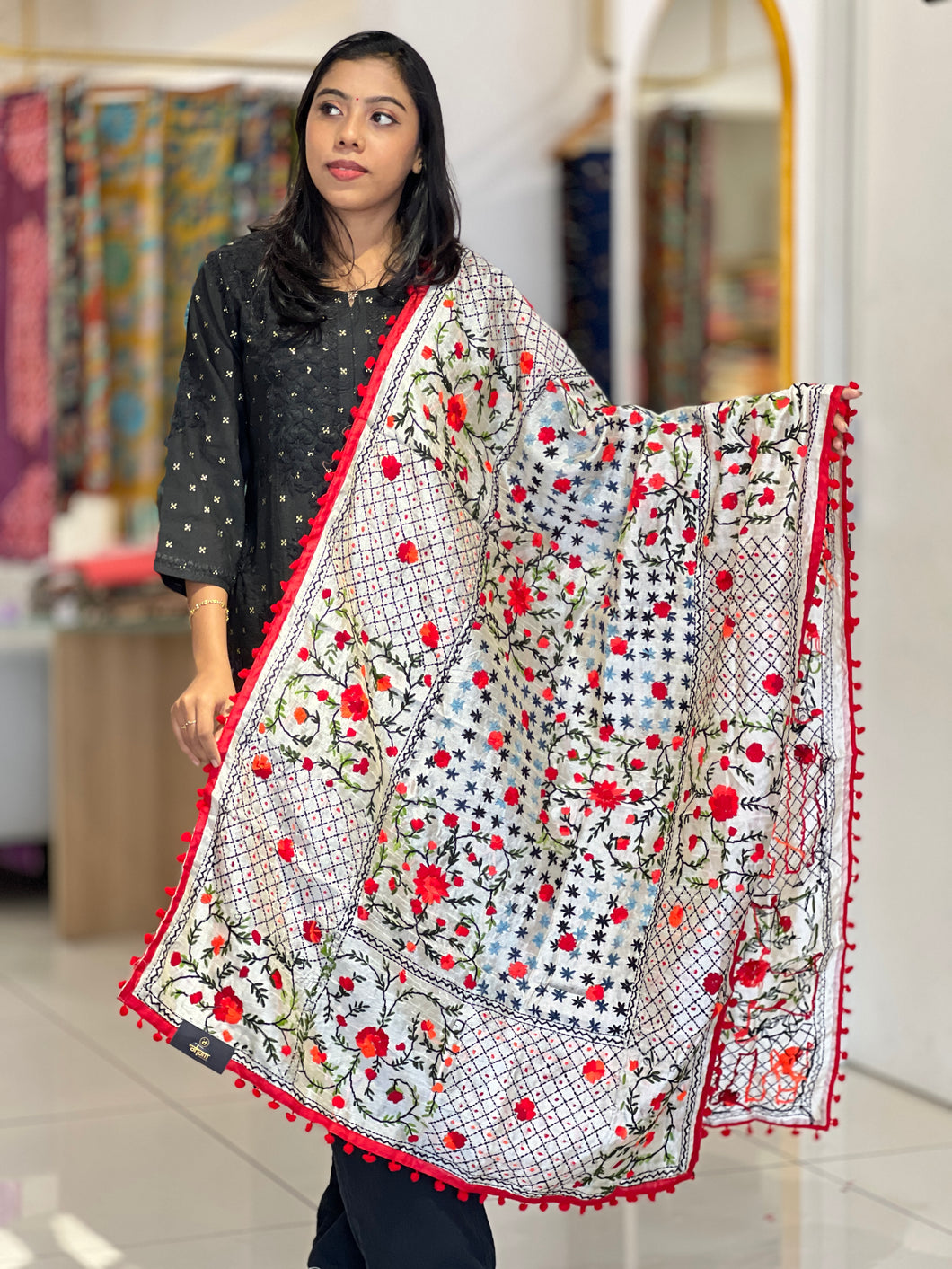 Thread Embroidery Detailed Chanderi Finish Dupatta | VET302