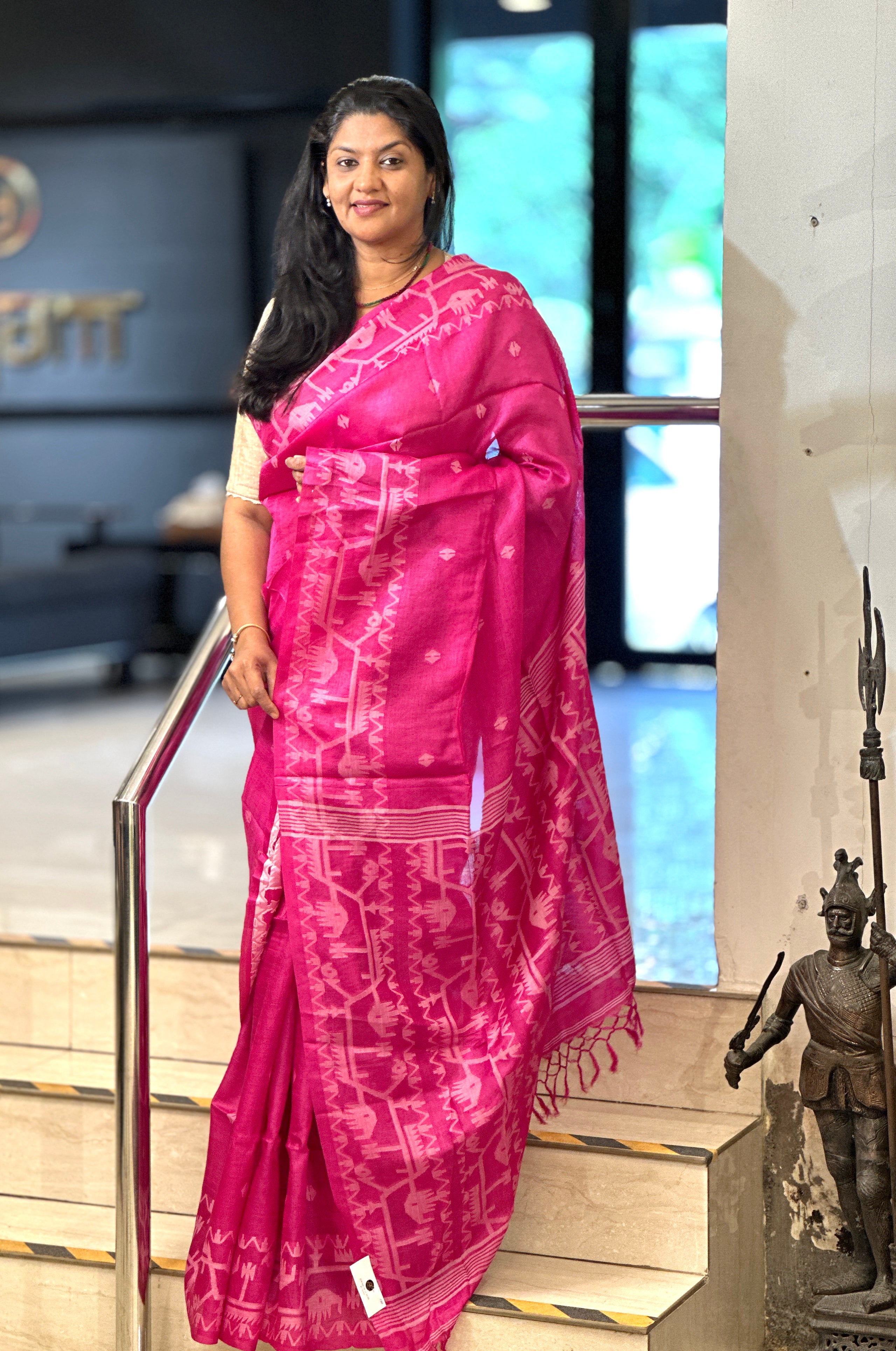 Traditional Jamdani Woven Tussar Saree | AYD183
