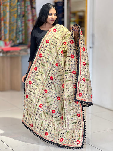 Thread Embroidery Detailed Chanderi Finish Dupatta | VET253