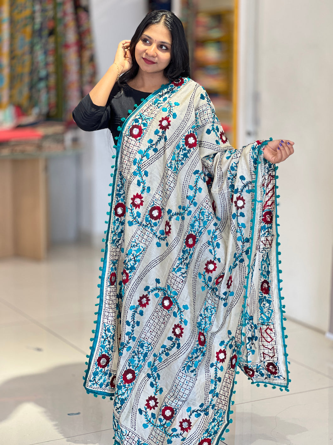 Thread Embroidery Detailed Chanderi Finish Dupatta | VET300