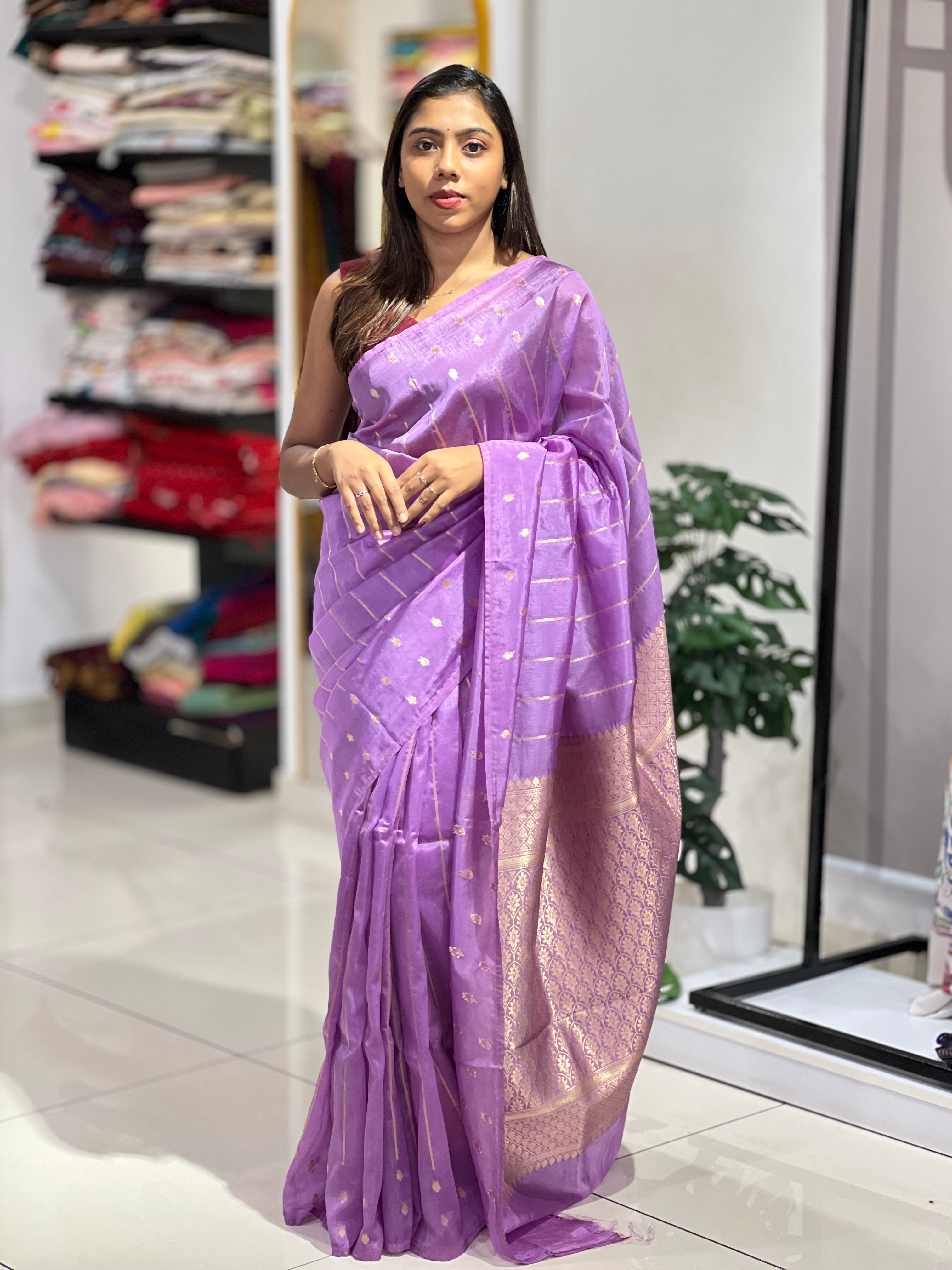 Stripes Patterned Banarasi Saree | NN463
