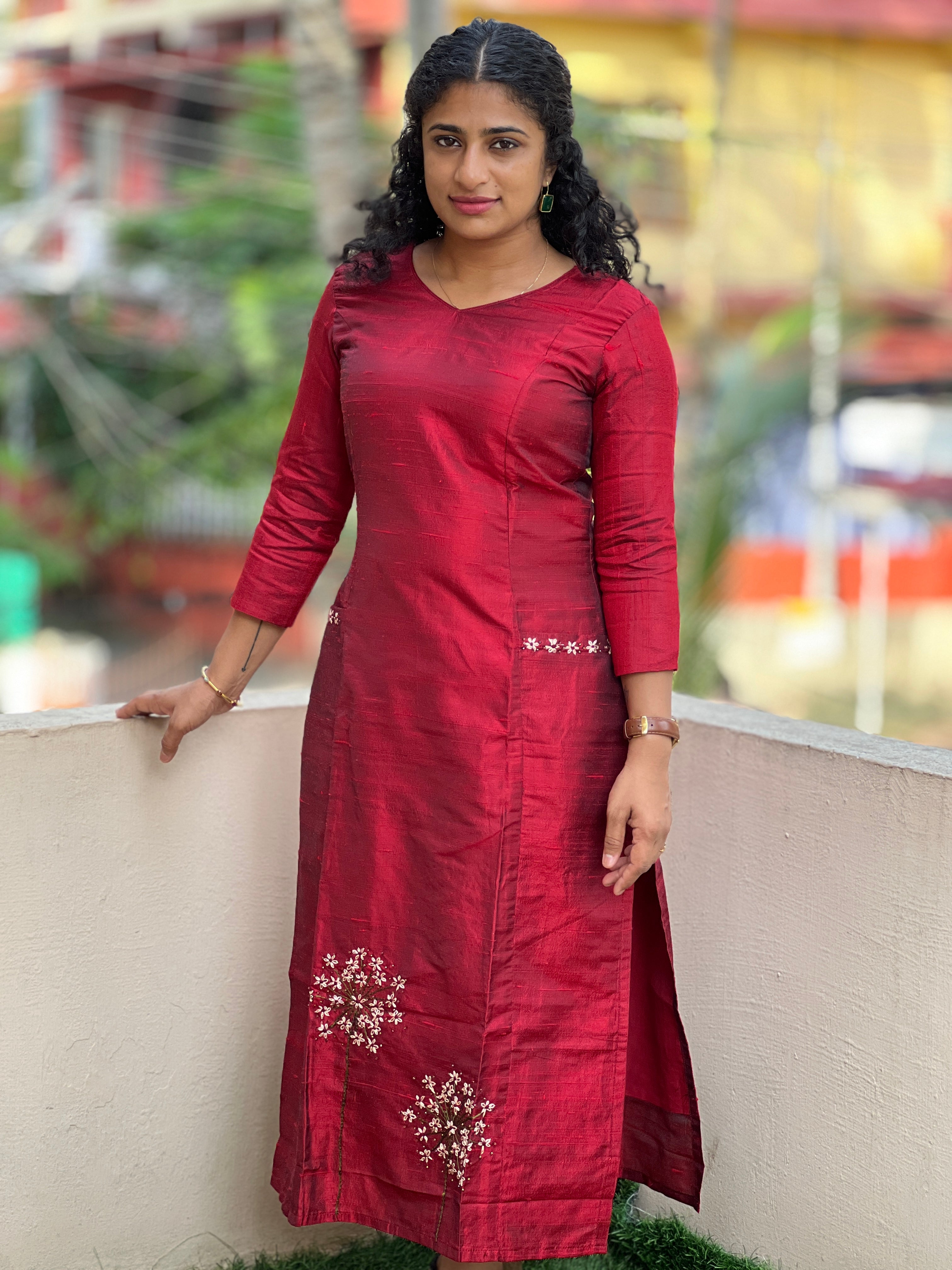 Hand Work Floral Embroidery Design Raw Silk Kurta | DN515