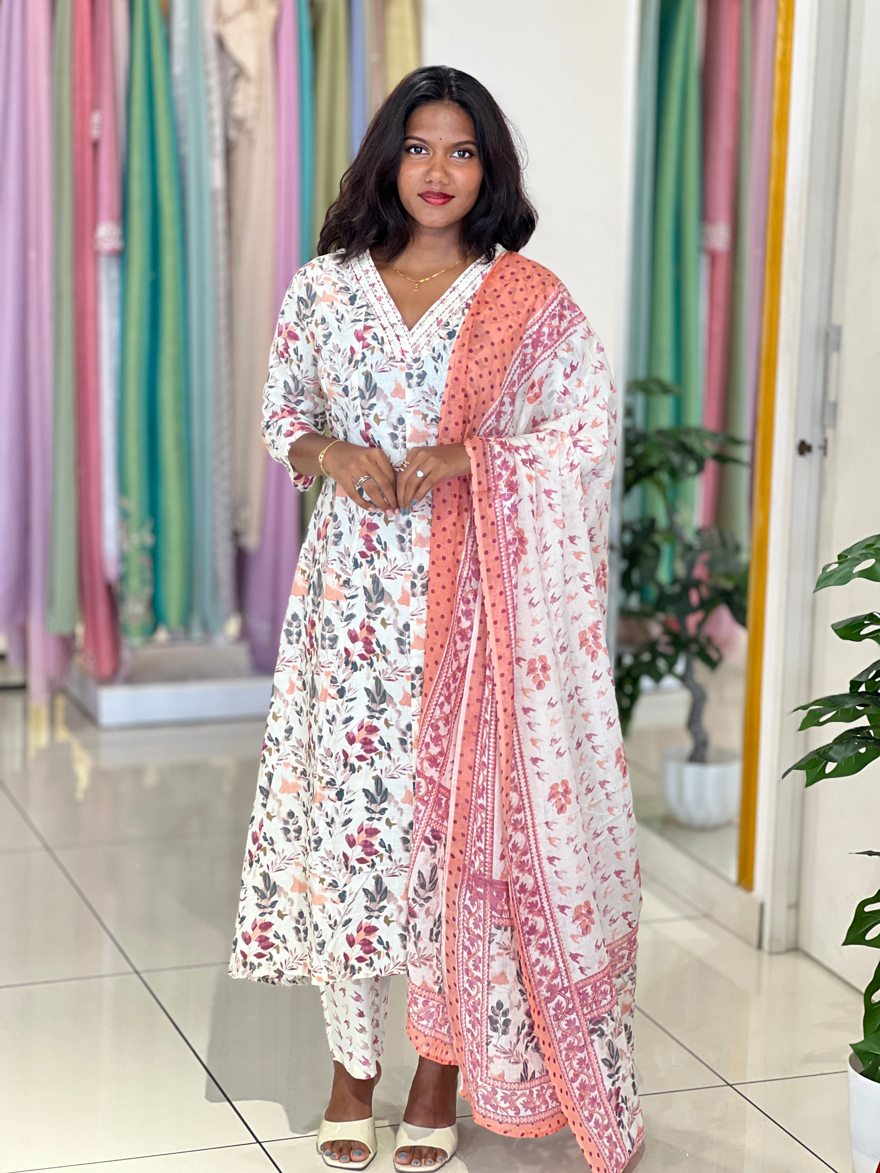 Leaf Print Cotton Kurta Set | UNM132