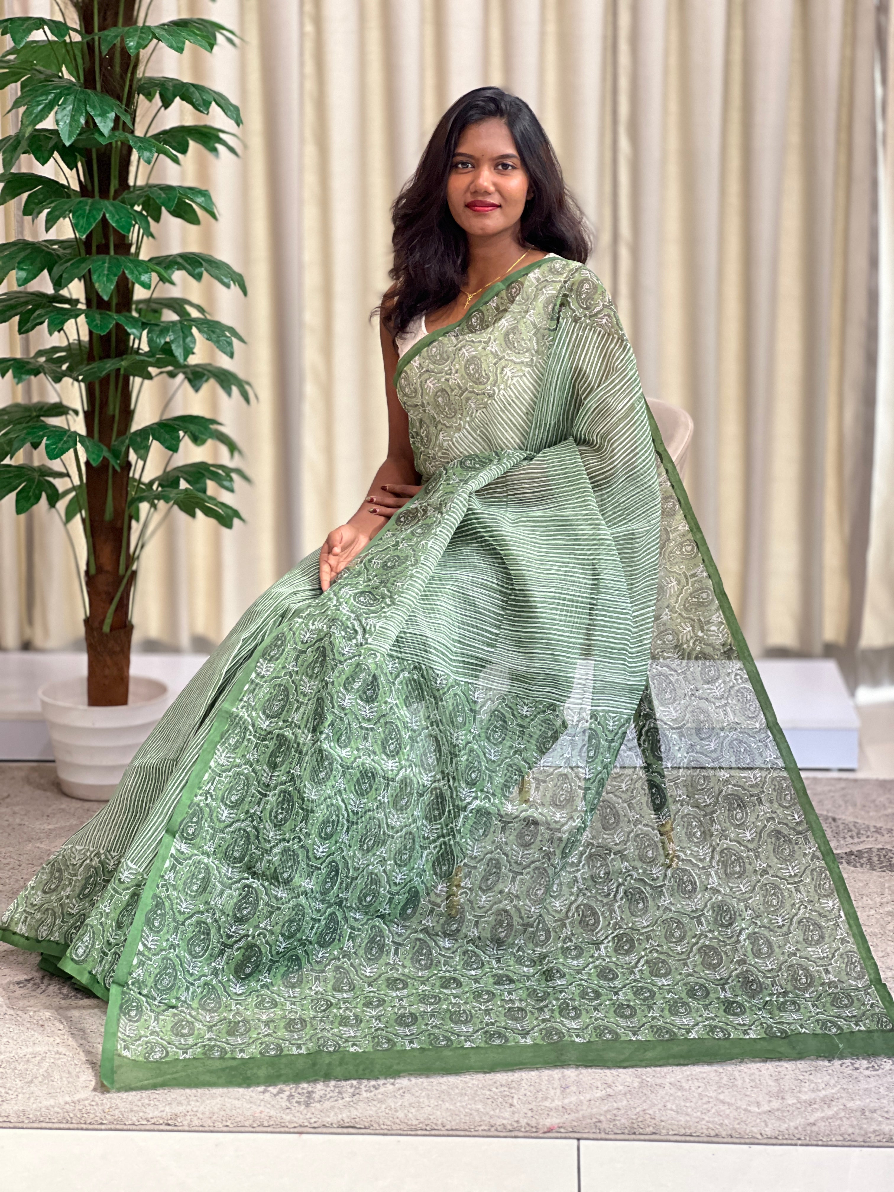Vertical Line Pattern Super Net Kota Saree | JSC772