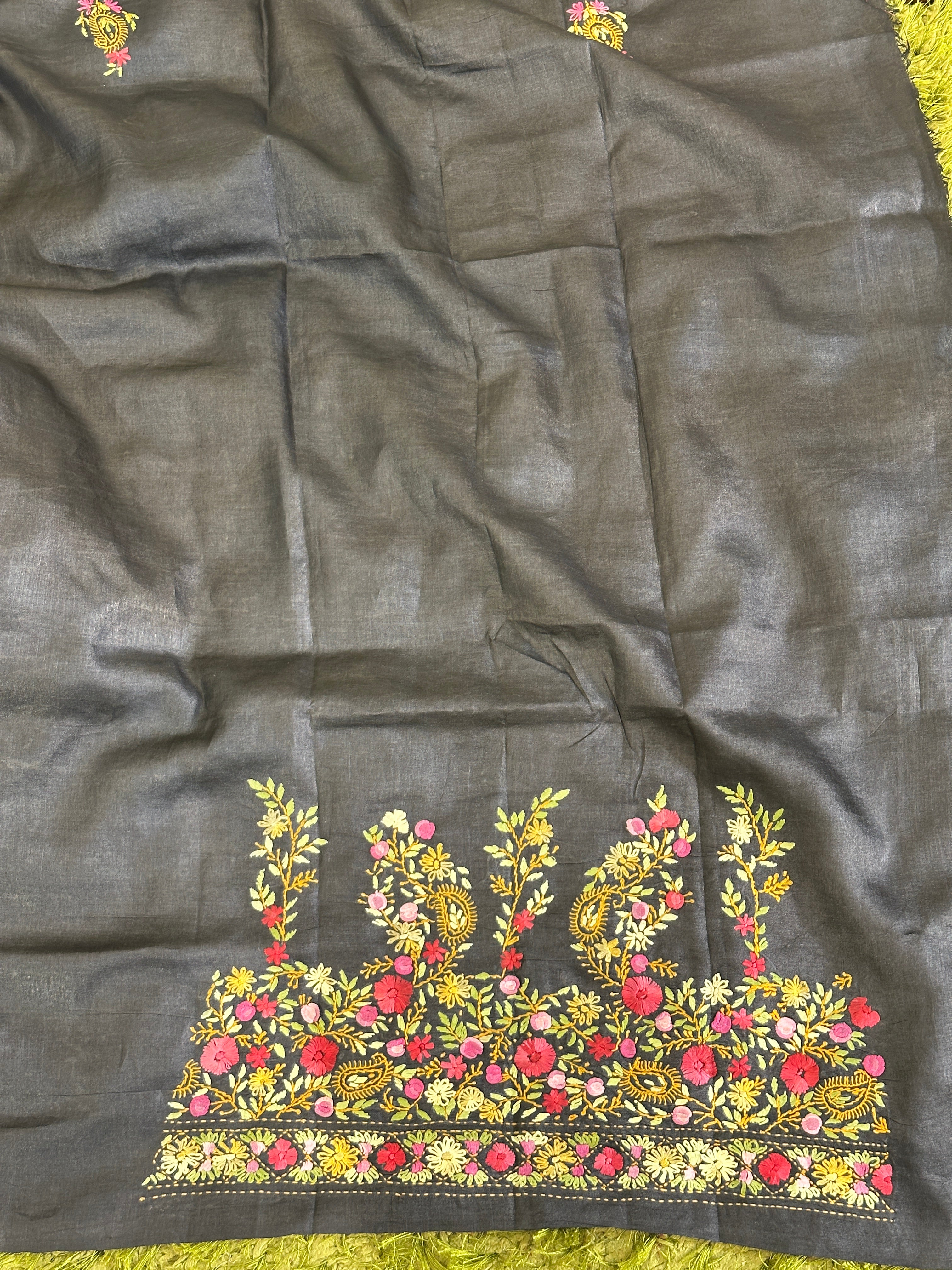 Traditional Floral Hand Embroidered Tussar Saree | AYD155