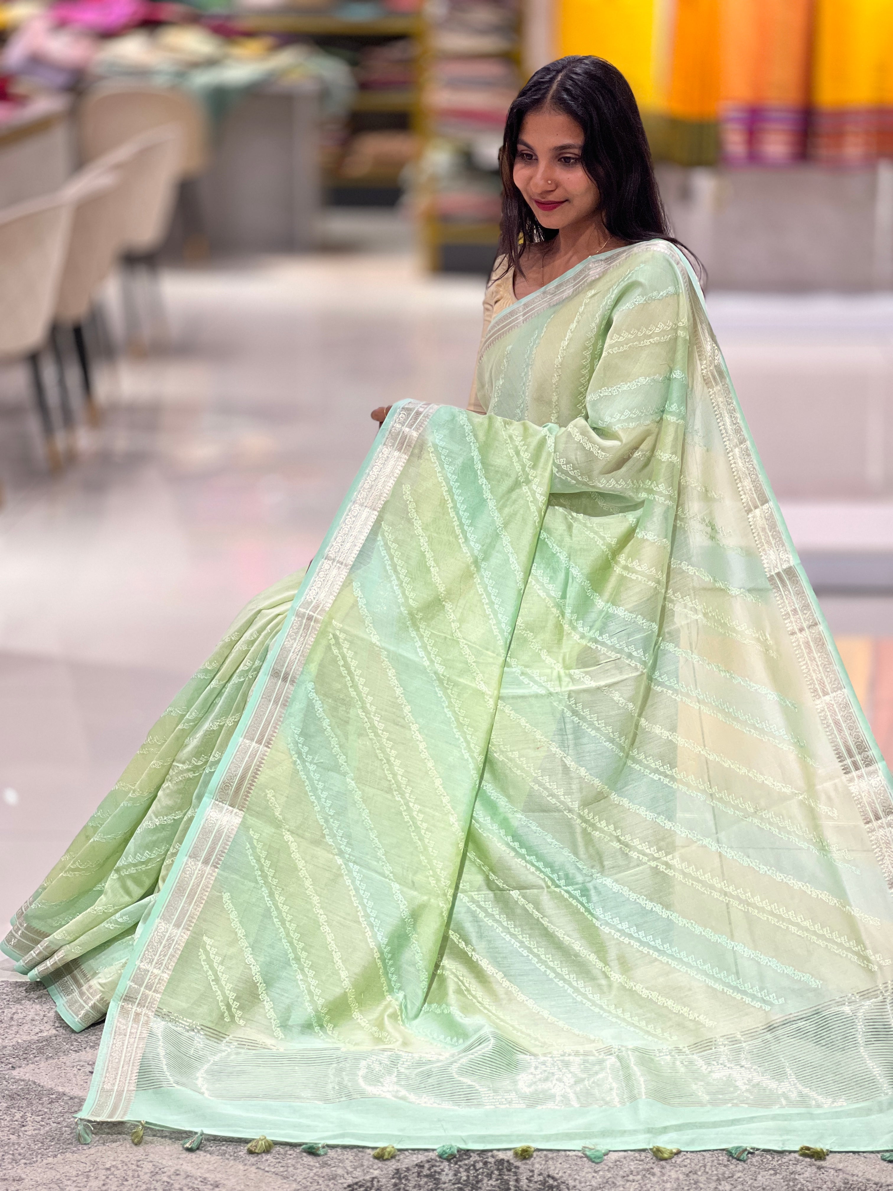 Leher  Pattern Chanderi Finish Saree | JRT125