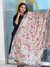 Thread Embroidery Detailed Chanderi Finish Dupatta | VET283