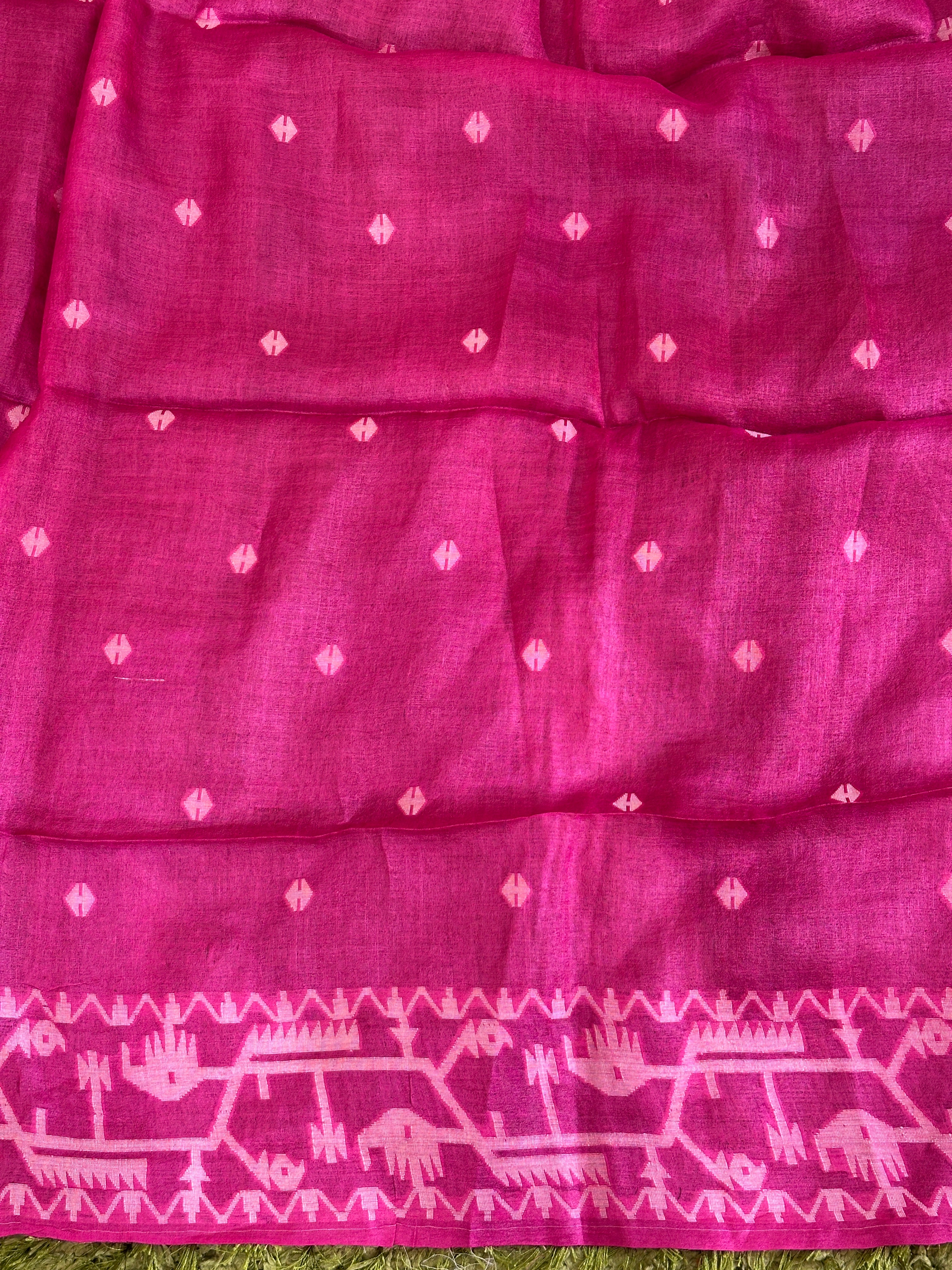 Traditional Jamdani Woven Tussar Saree | AYD183