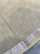 Regal Pattern Chanderi Finish Saree | JRT126