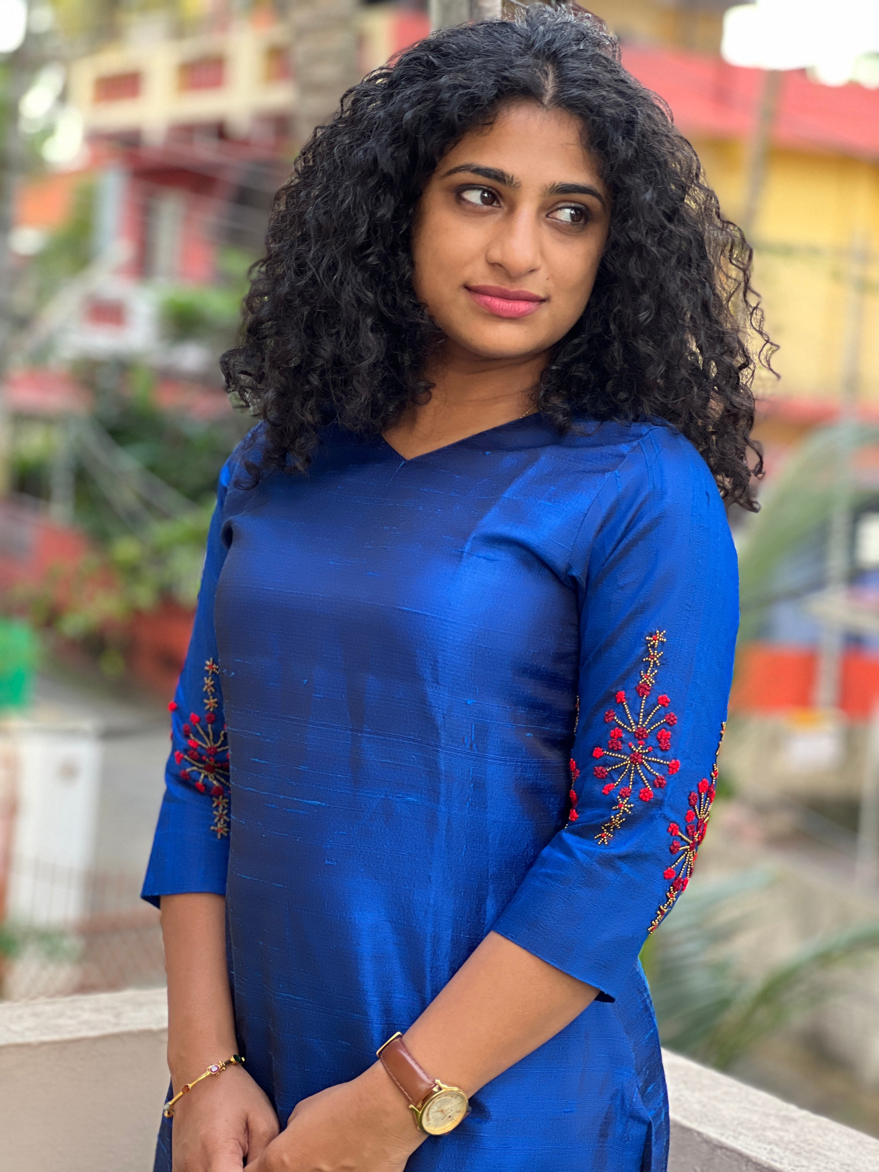 Hand Work Floral Embroidery Design Raw Silk Kurta | DN517