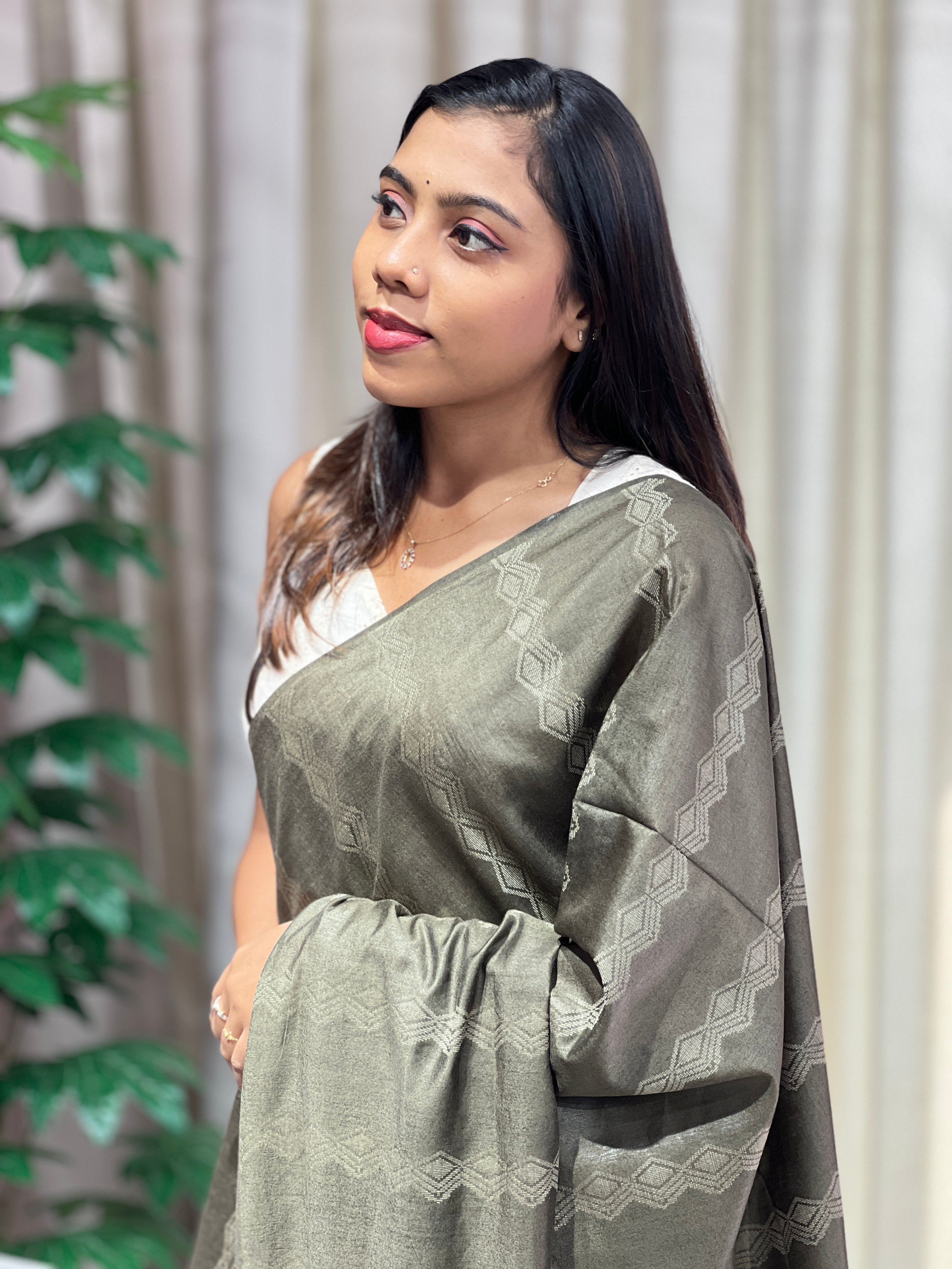 Thread Weaved Bhagalpuri Linen Saree | PF1117