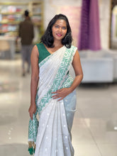 Thread and Zari Weaved Jamdani Saree | SSN220
