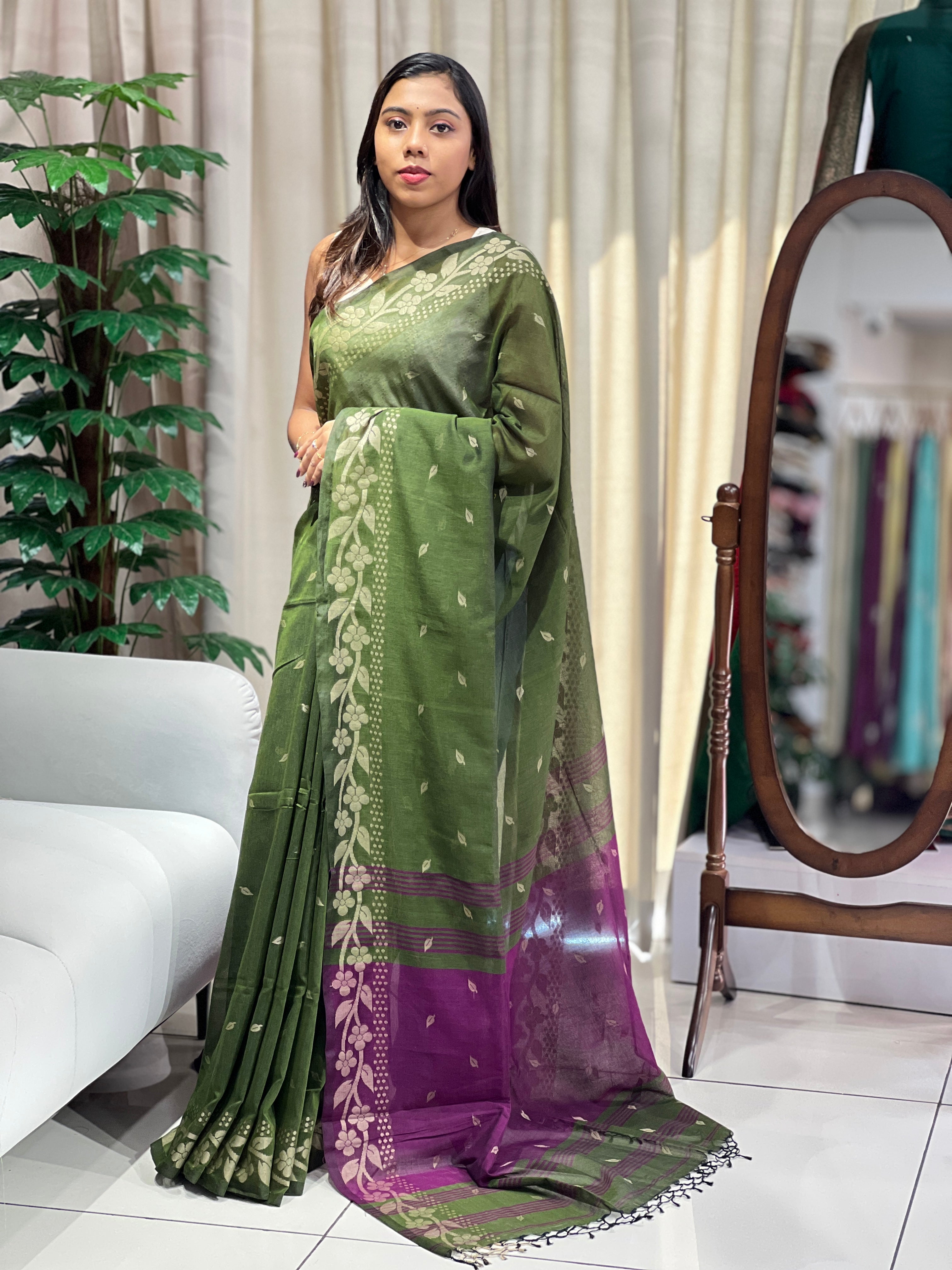 Floral Patterned Thread Weaving Linen Cotton Saree | PF1173