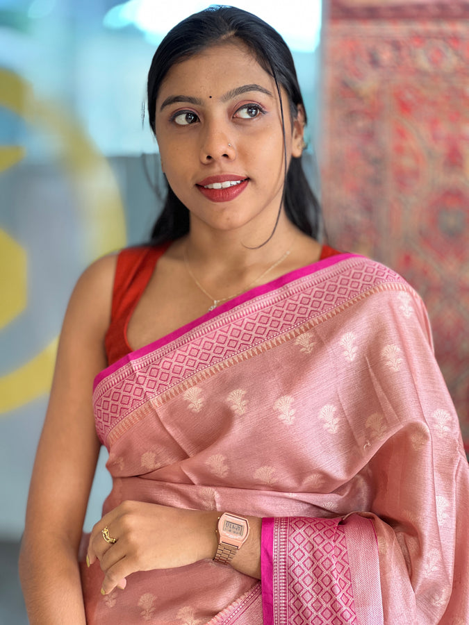 Zari Weaved Floral Patterned Banarasi Saree | NN374