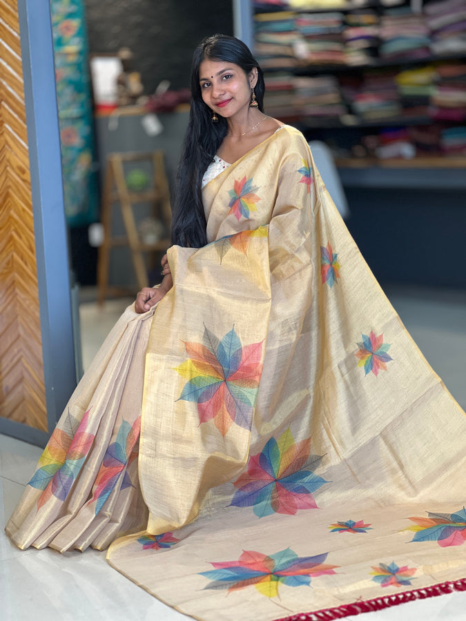 Floral Pattern Golden Tissue Sare | GAT215
