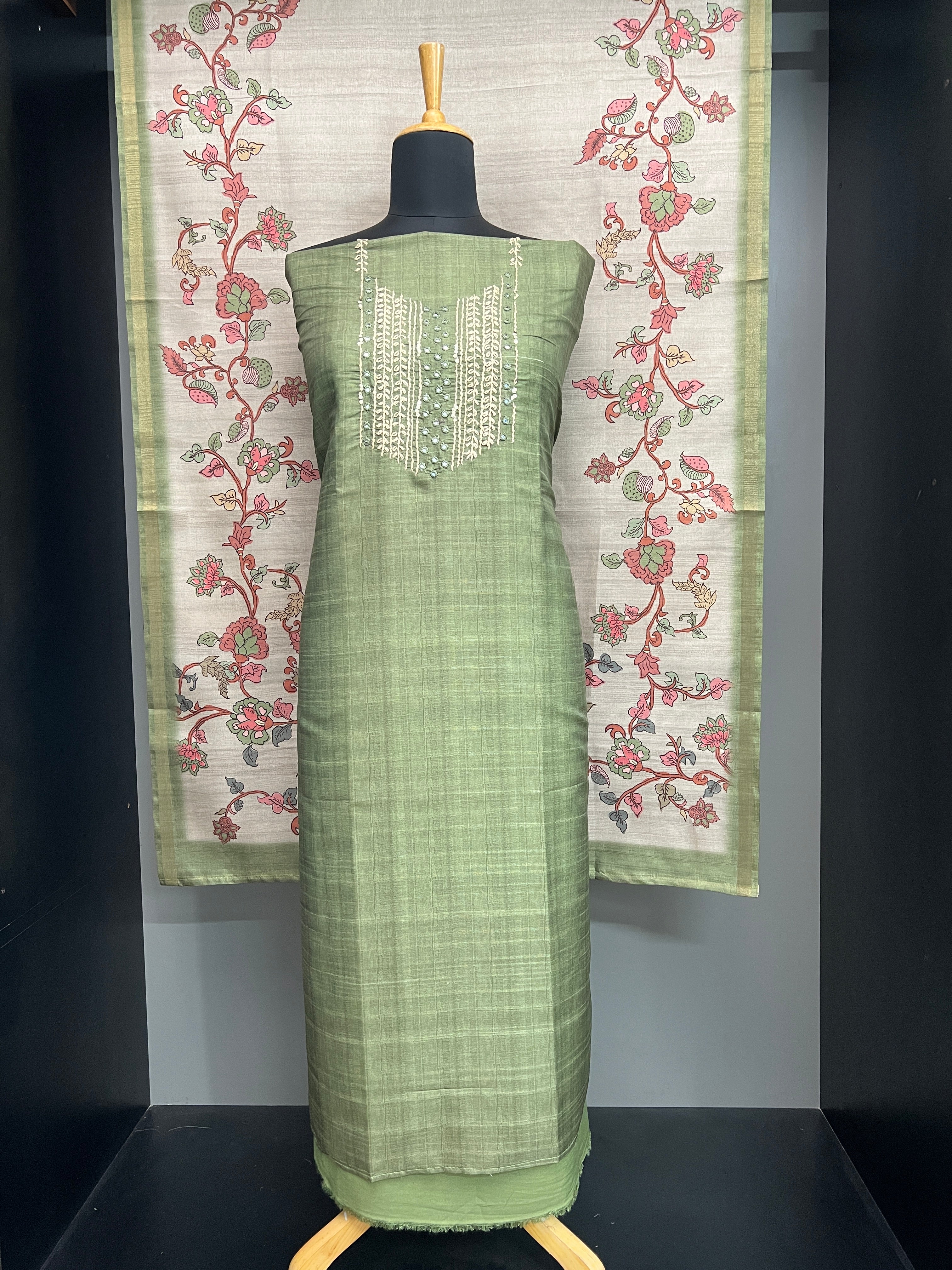 Hand Embroidery Detailed Tussar Finish Salwar Set | SW2148