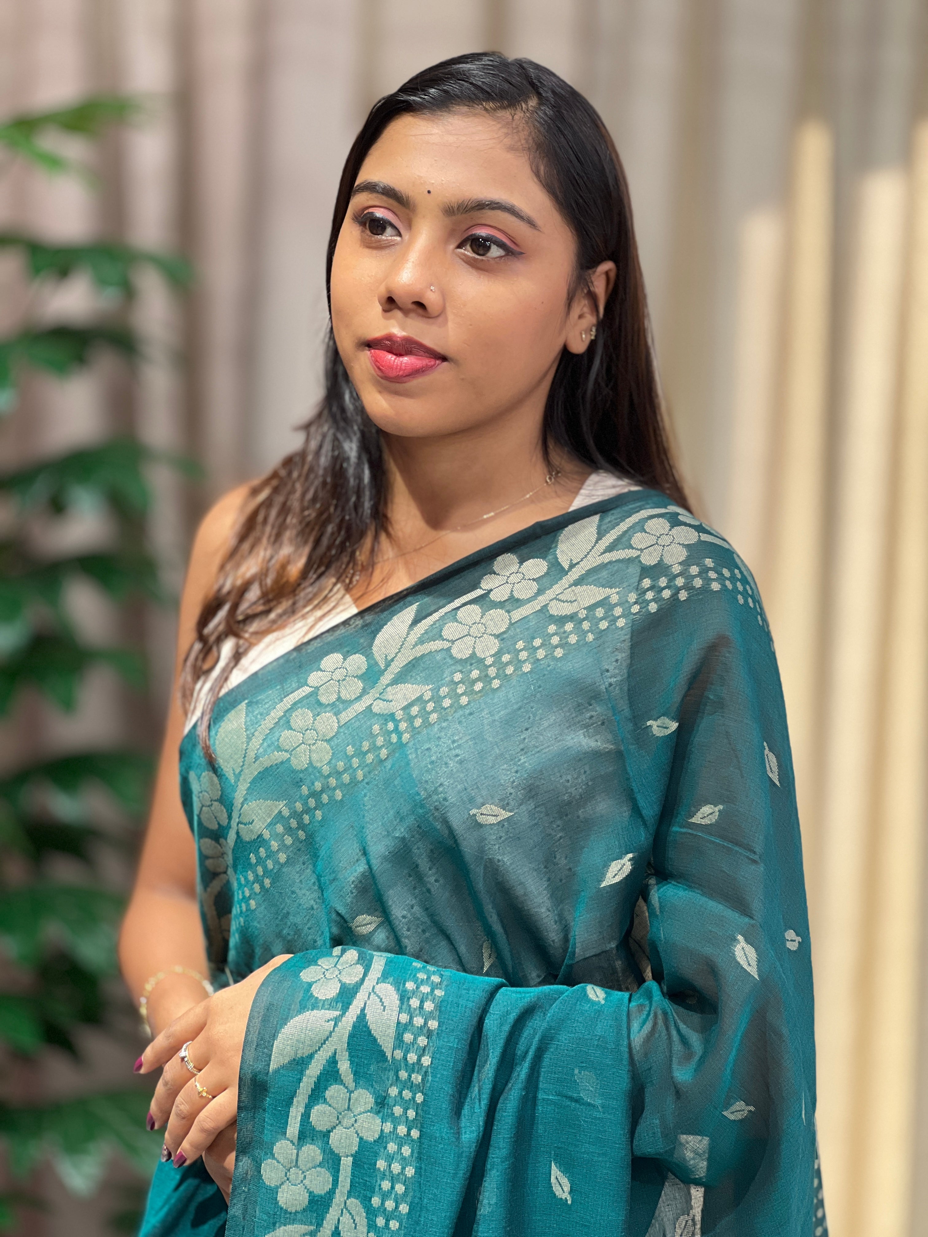 Floral Patterned Thread Weaving Linen Cotton Saree | PF1174