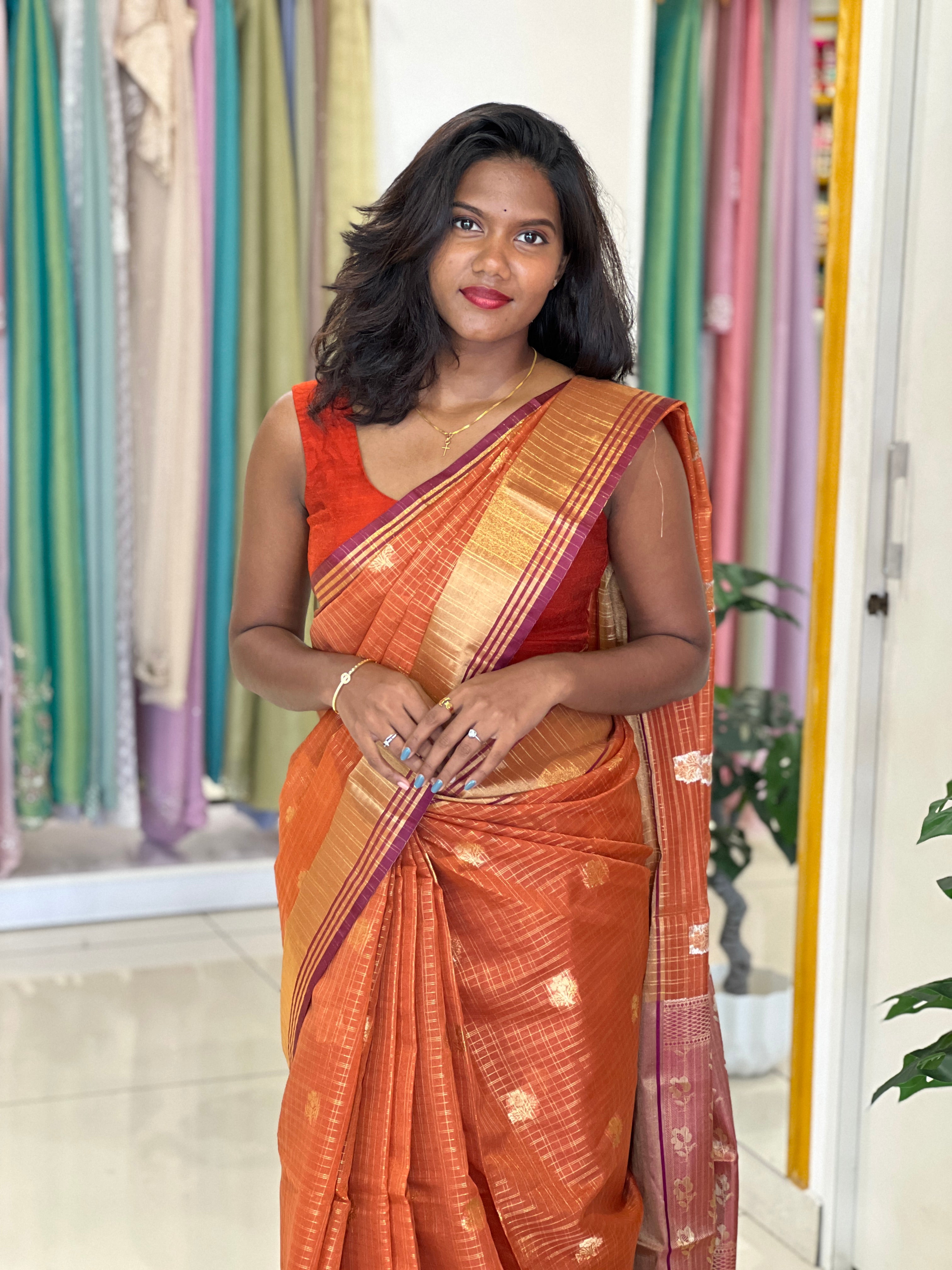 Golden Zari Woven Semi Silk Banarasi Saree | NN485
