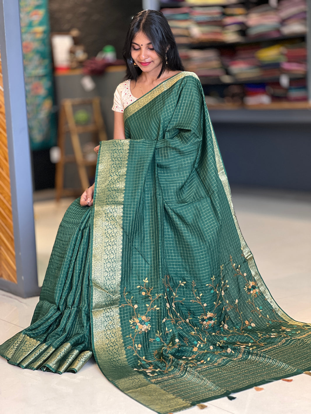 Check Weaving Warm Silk Saree | KSD149