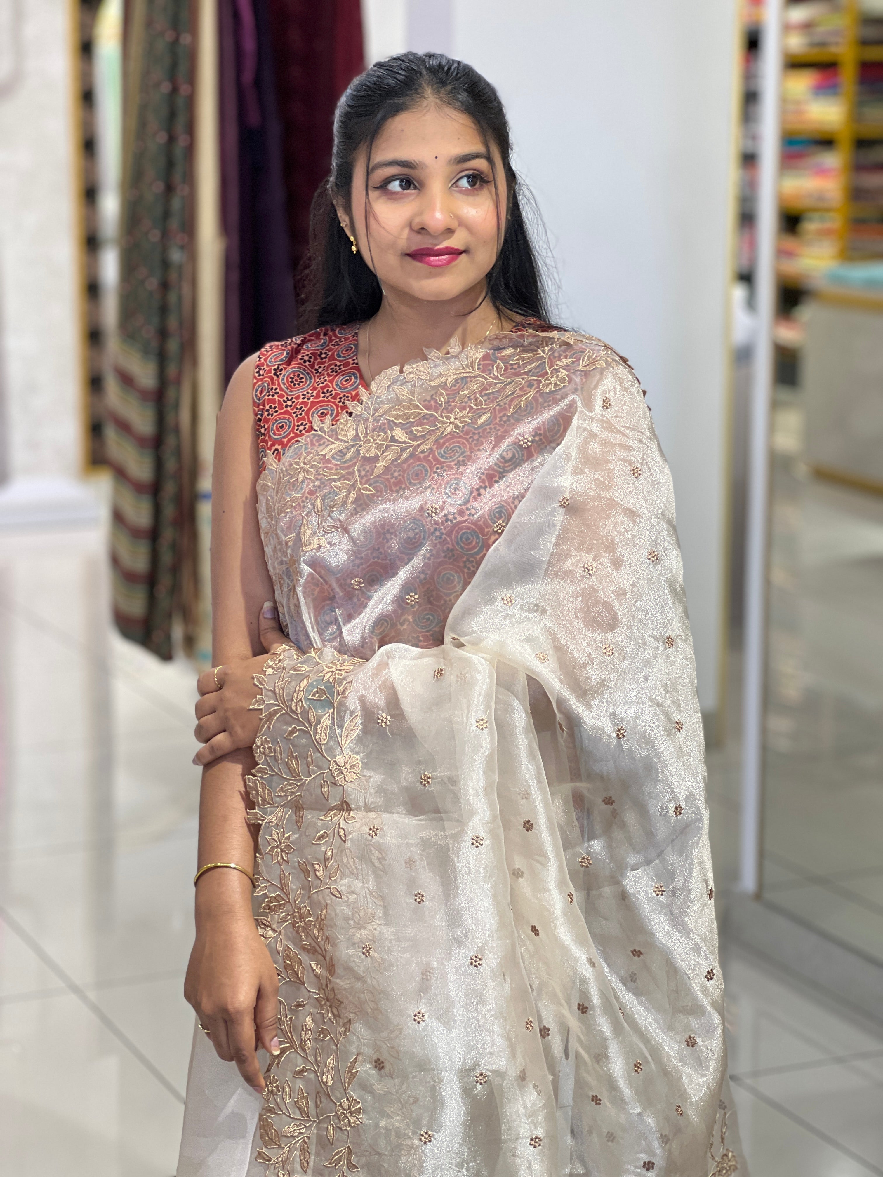 Floral Embroidery Detailed Shimmer Organza Saree | BLD1597