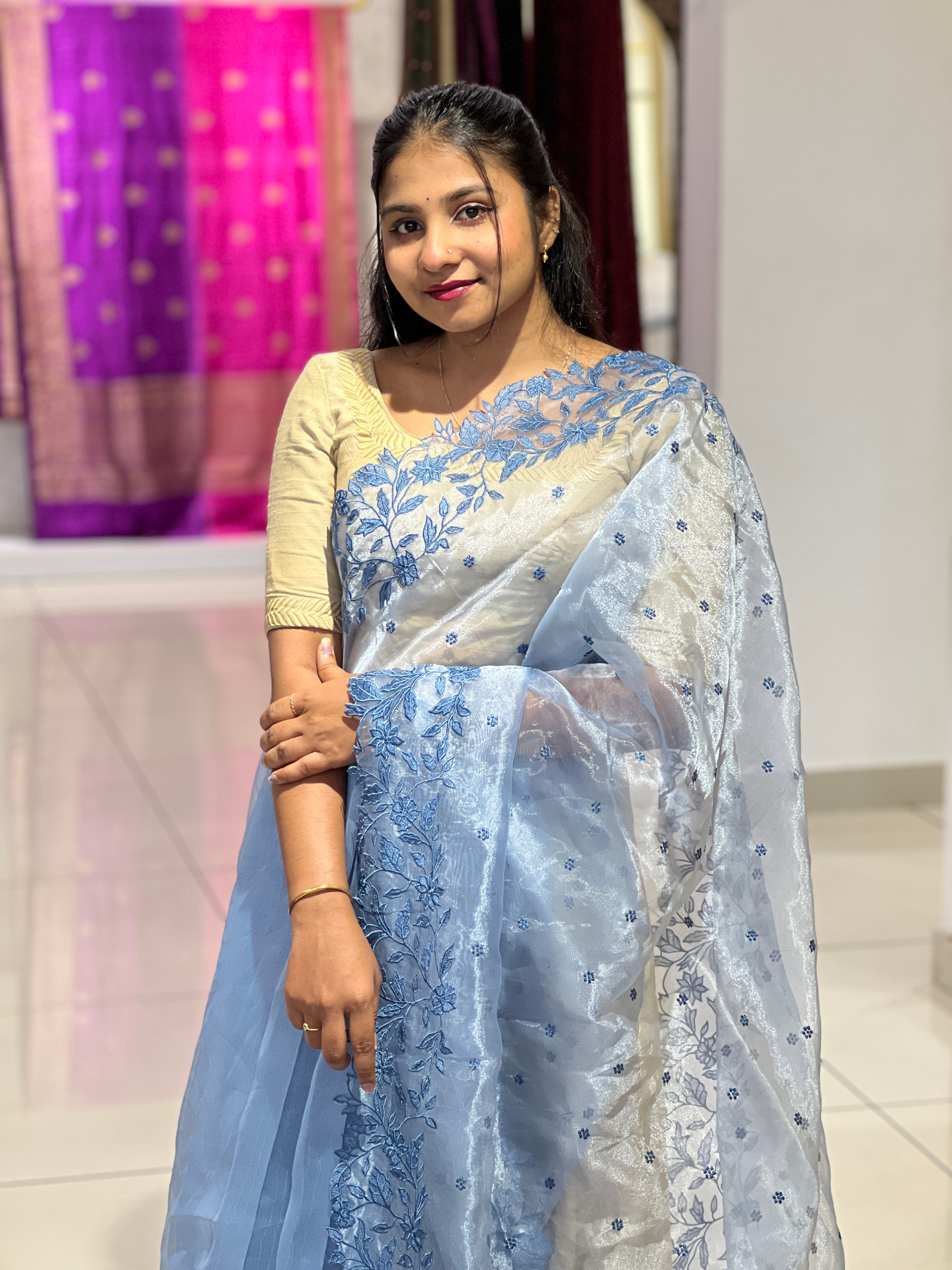 Floral Embroidery Detailed Shimmer Organza Saree | BLD1598